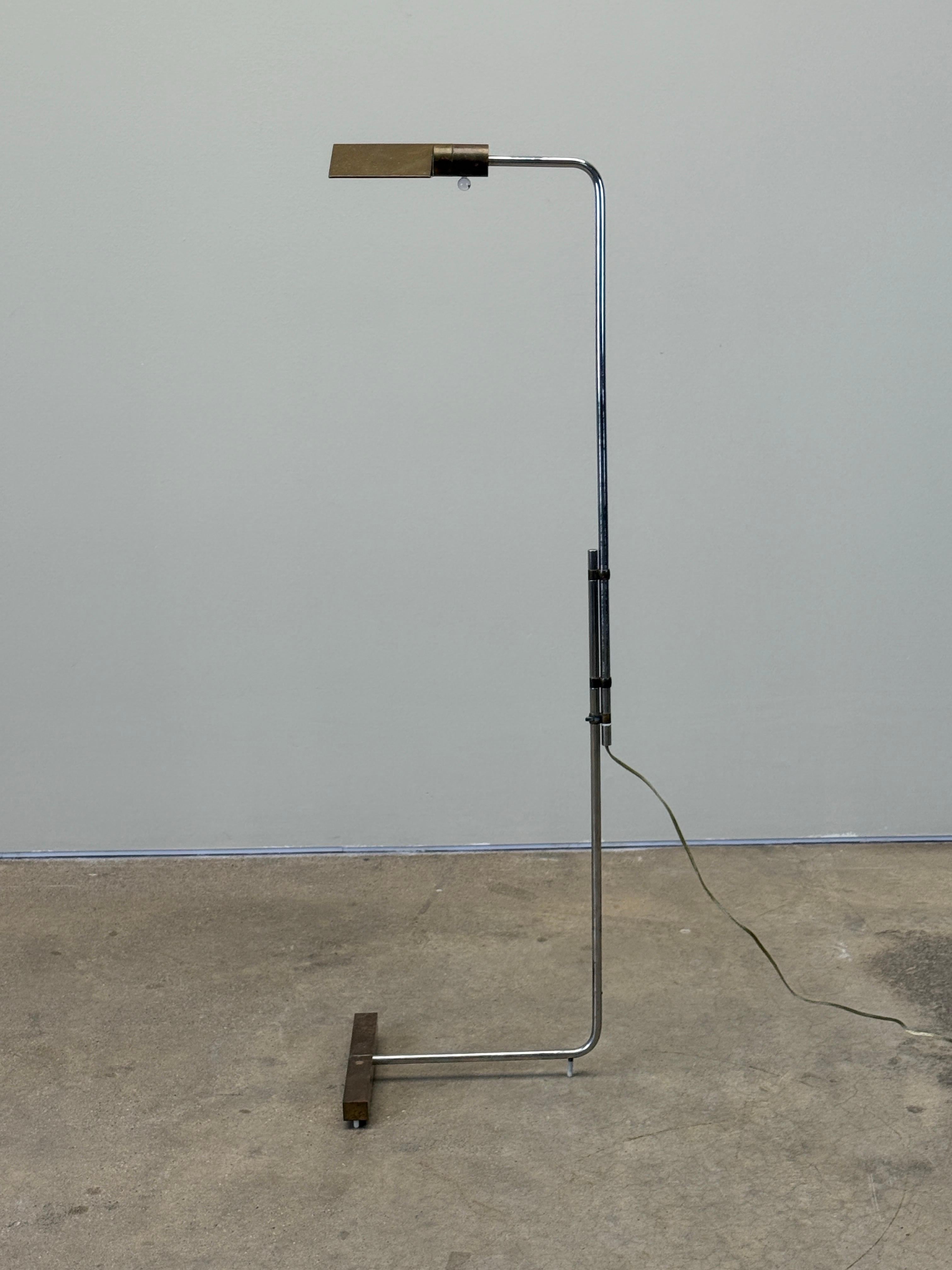 Lampada da terra in ottone e cromo di Cedric Hartman, prima età in vendita 9