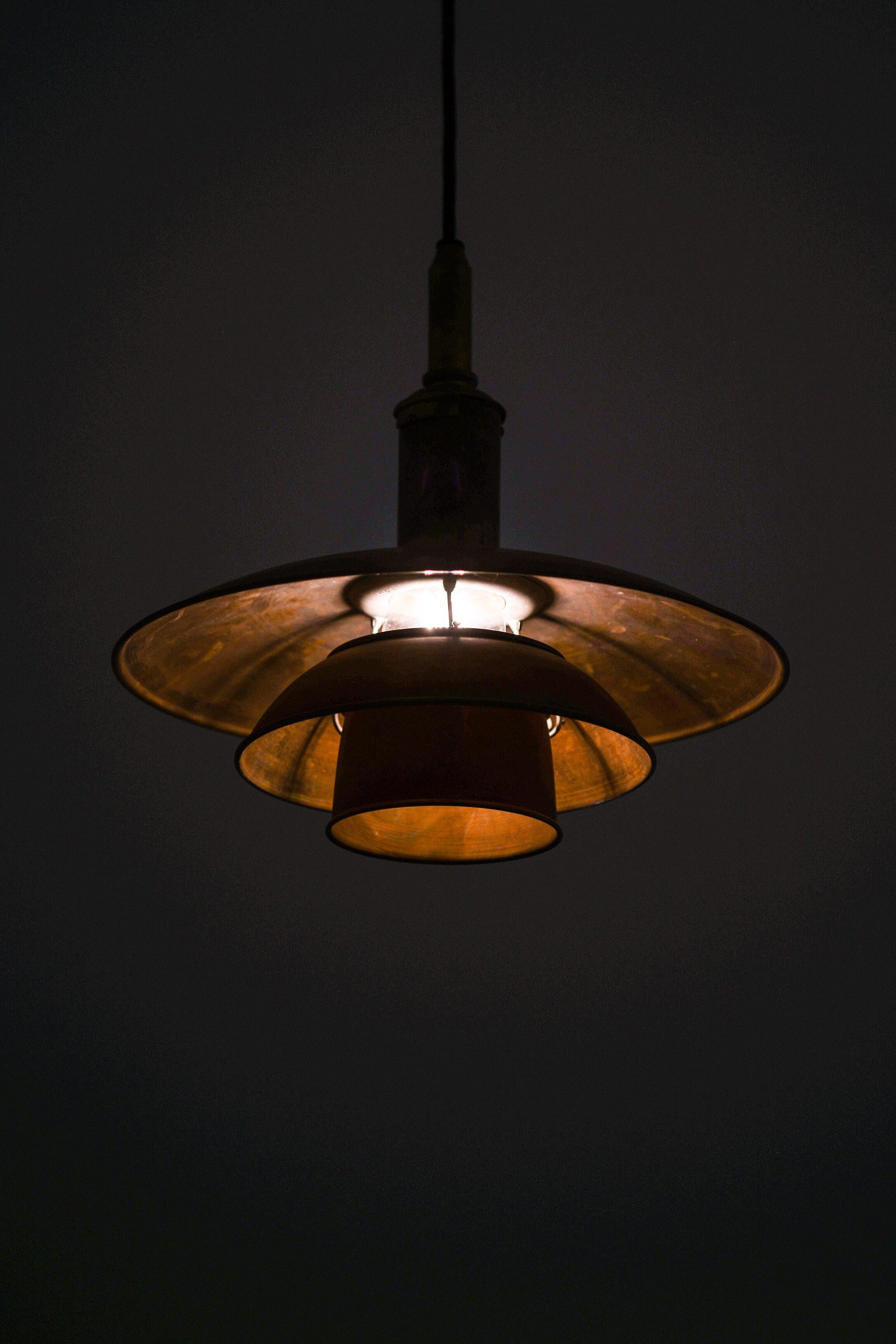 Mid-Century moderno Lampada da soffitto in rame e ottone di Poul Henningsen, anni 30 in vendita