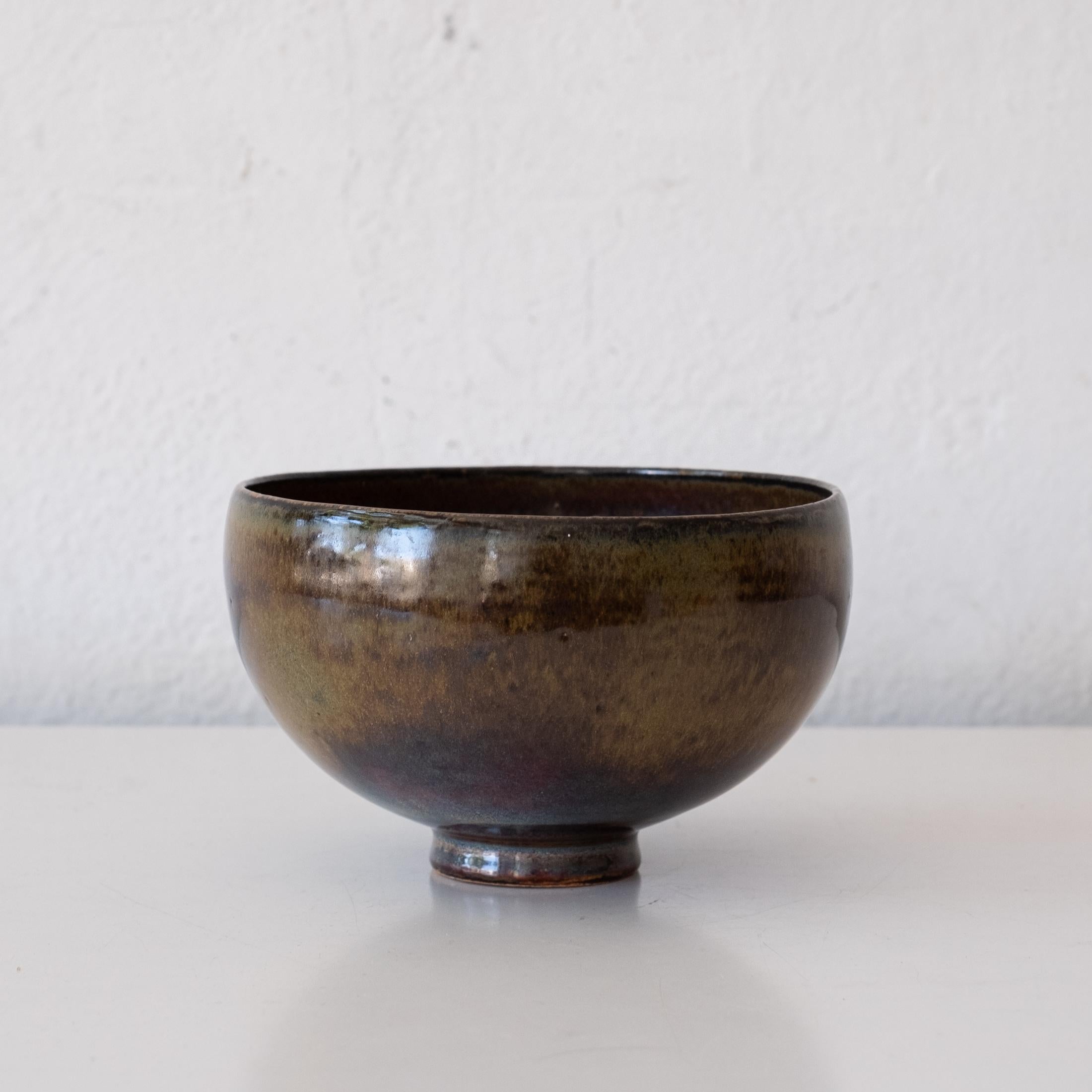 Mid-Century Modern Early Ceramic Bowl by Edwin and Mary Scheier For Sale