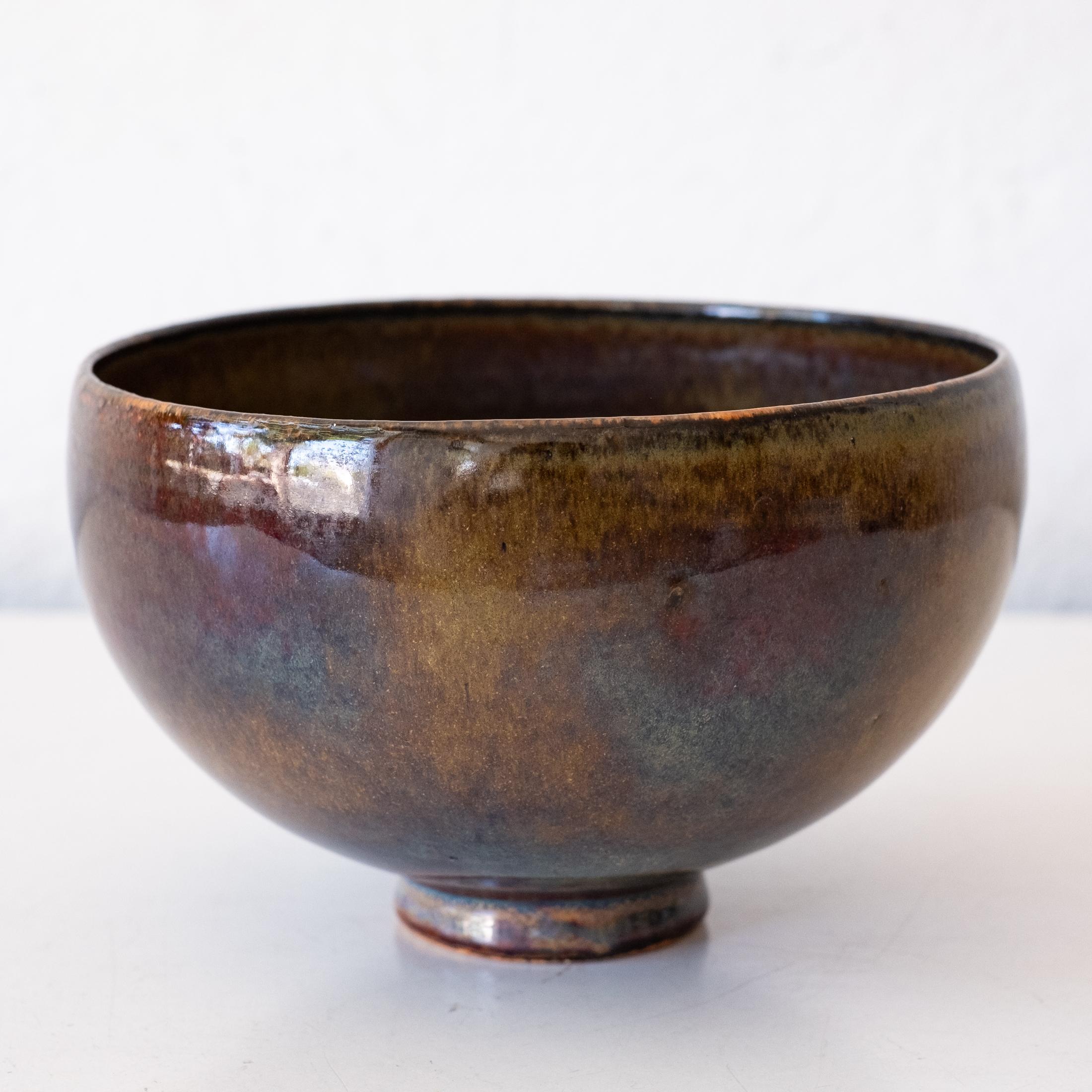 American Early Ceramic Bowl by Edwin and Mary Scheier For Sale