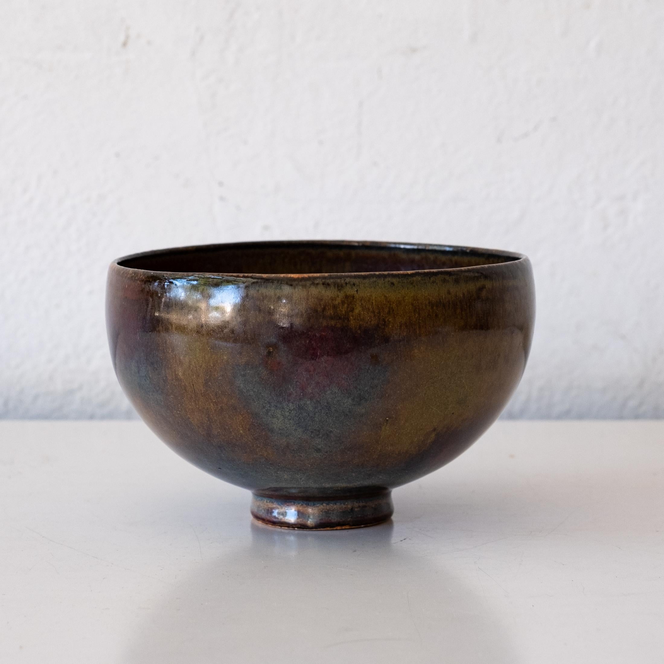 Mid-20th Century Early Ceramic Bowl by Edwin and Mary Scheier For Sale