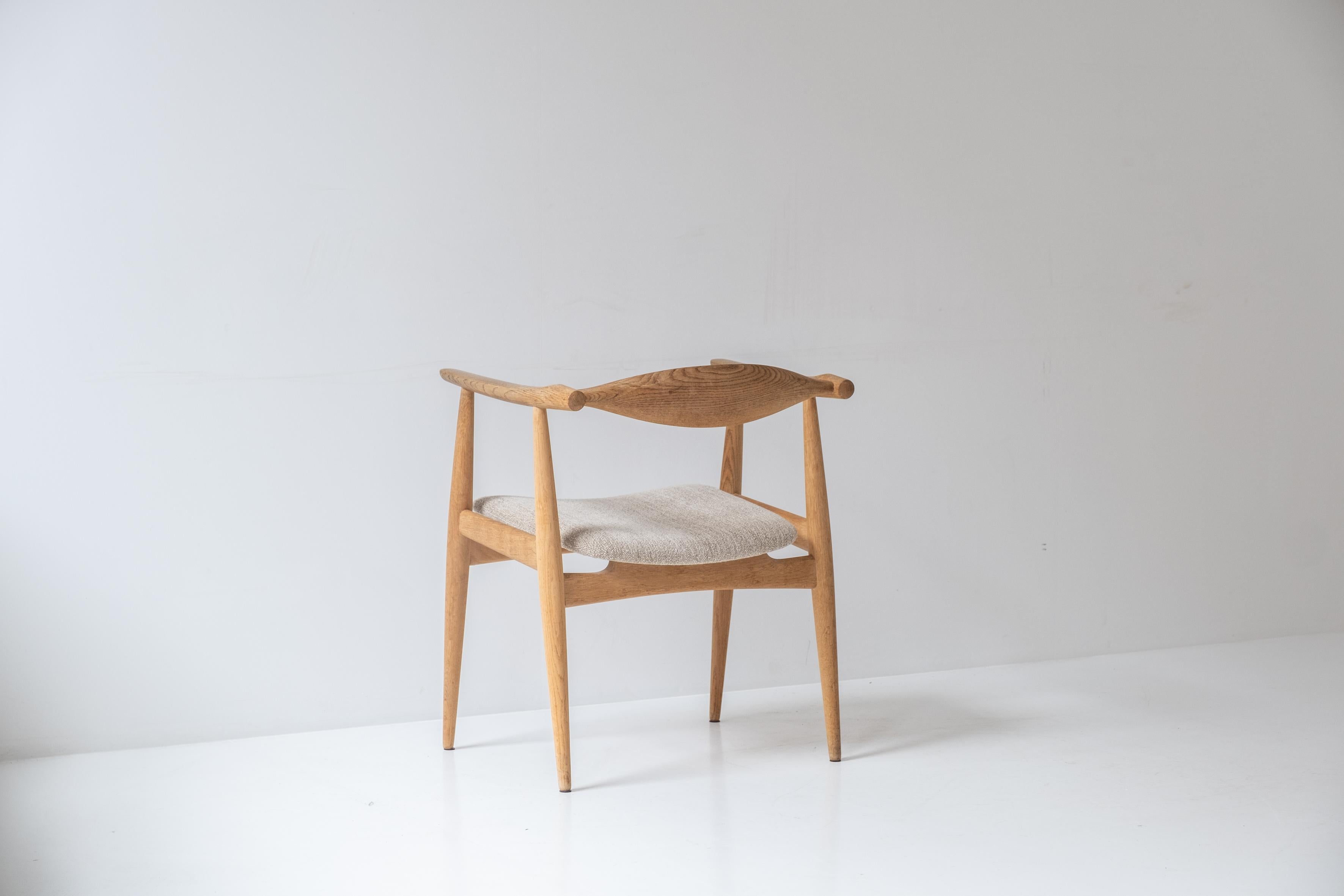 Danish Early CH35 chair designed by Hans Wegner for Carl Hansen and Son, Denmark 1950’s
