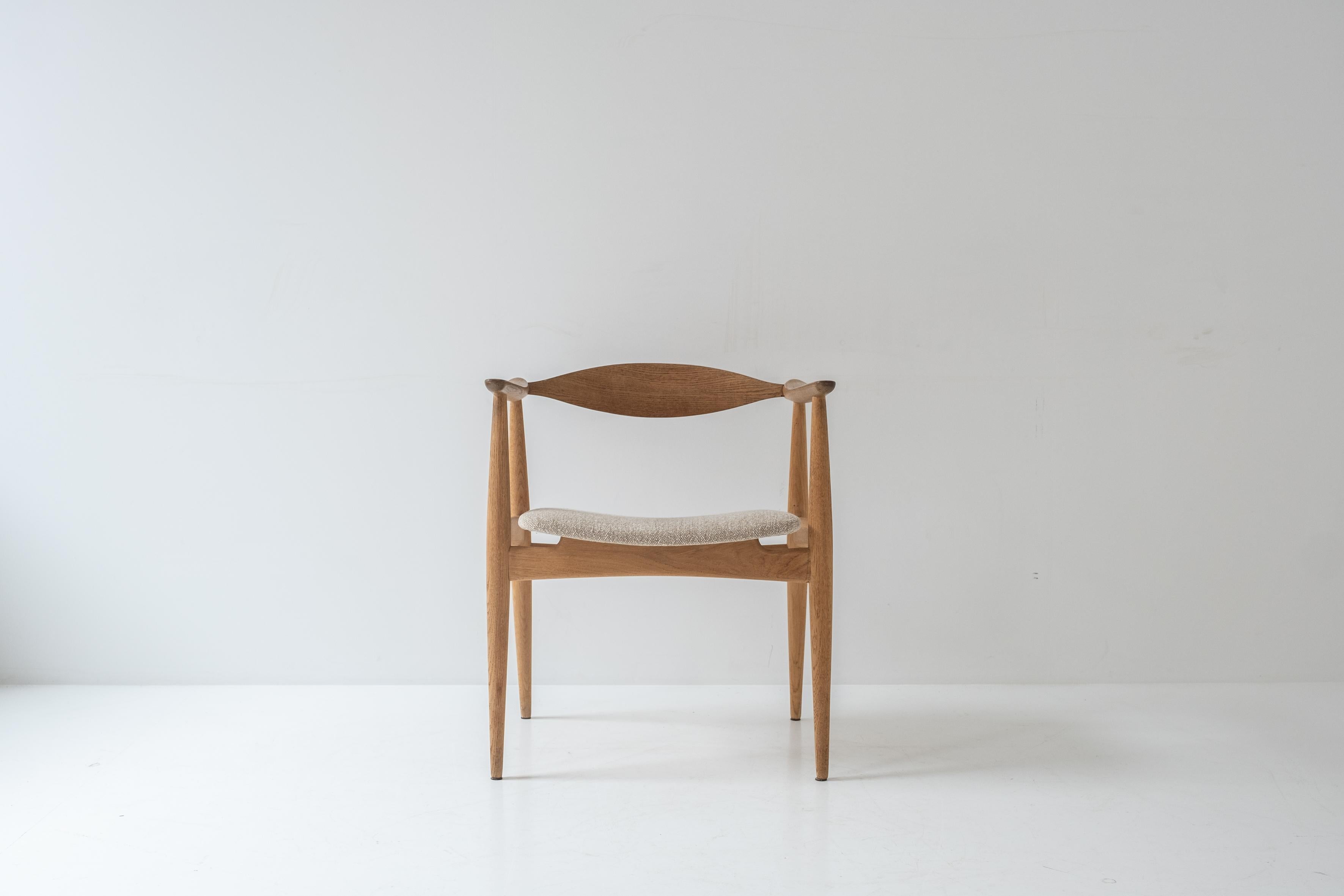 Early CH35 chair designed by Hans Wegner for Carl Hansen and Son, Denmark 1950’s 2