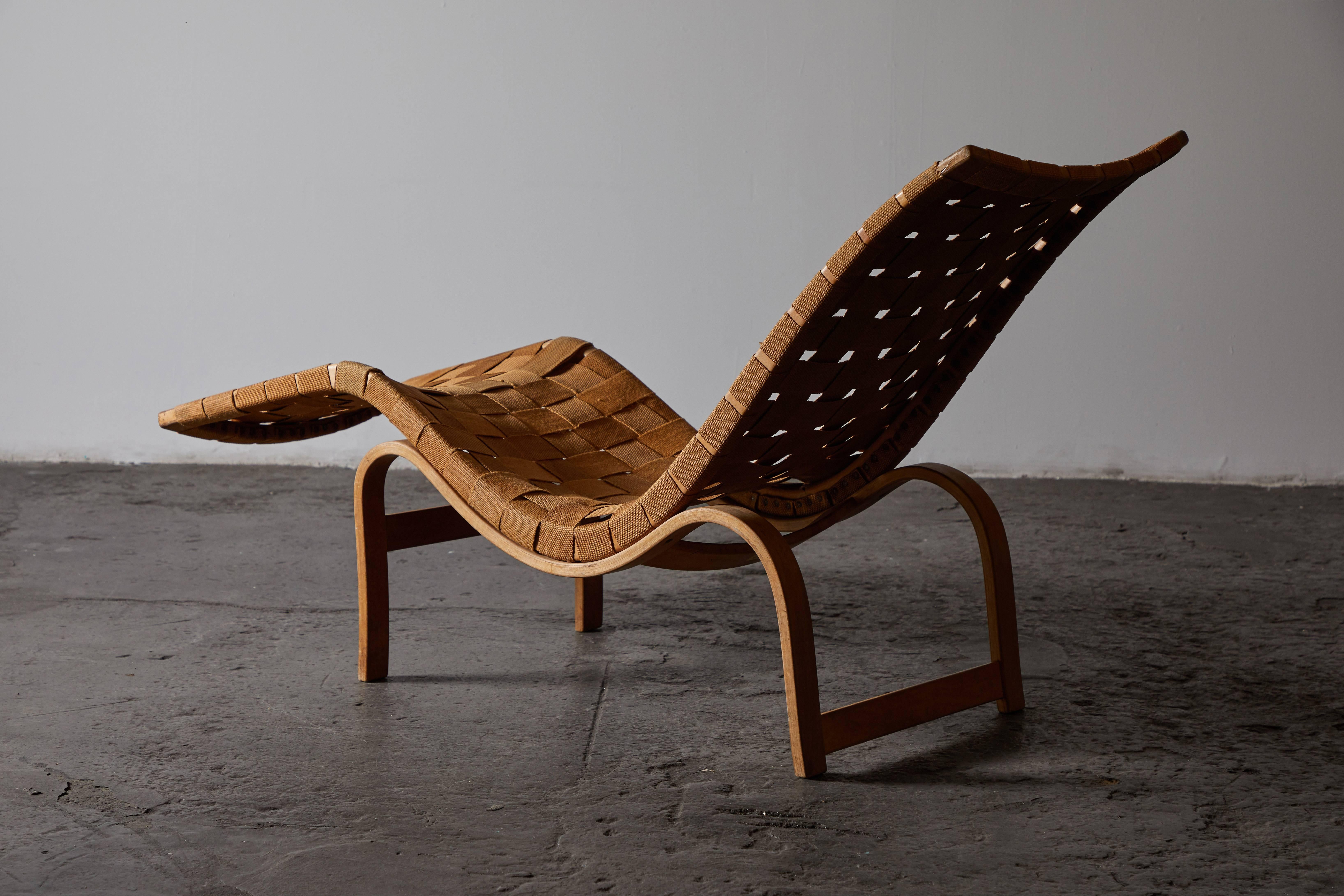 Early Chaise Lounge by Bruno Mathsson 2