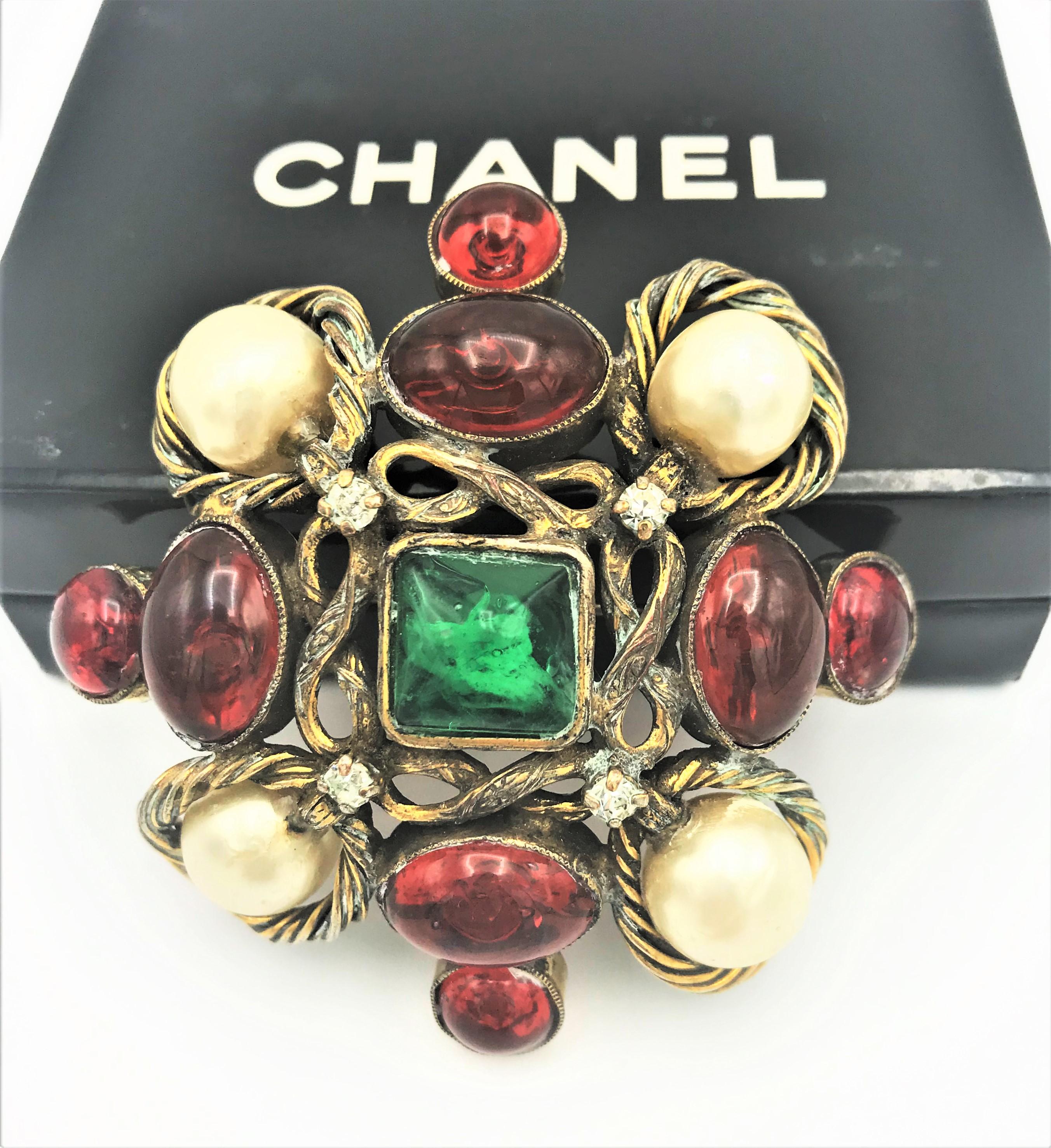 Round Cut Early Chanel Brooch by Robert Goossens and Maison Gripoix 1960's Gold Plated