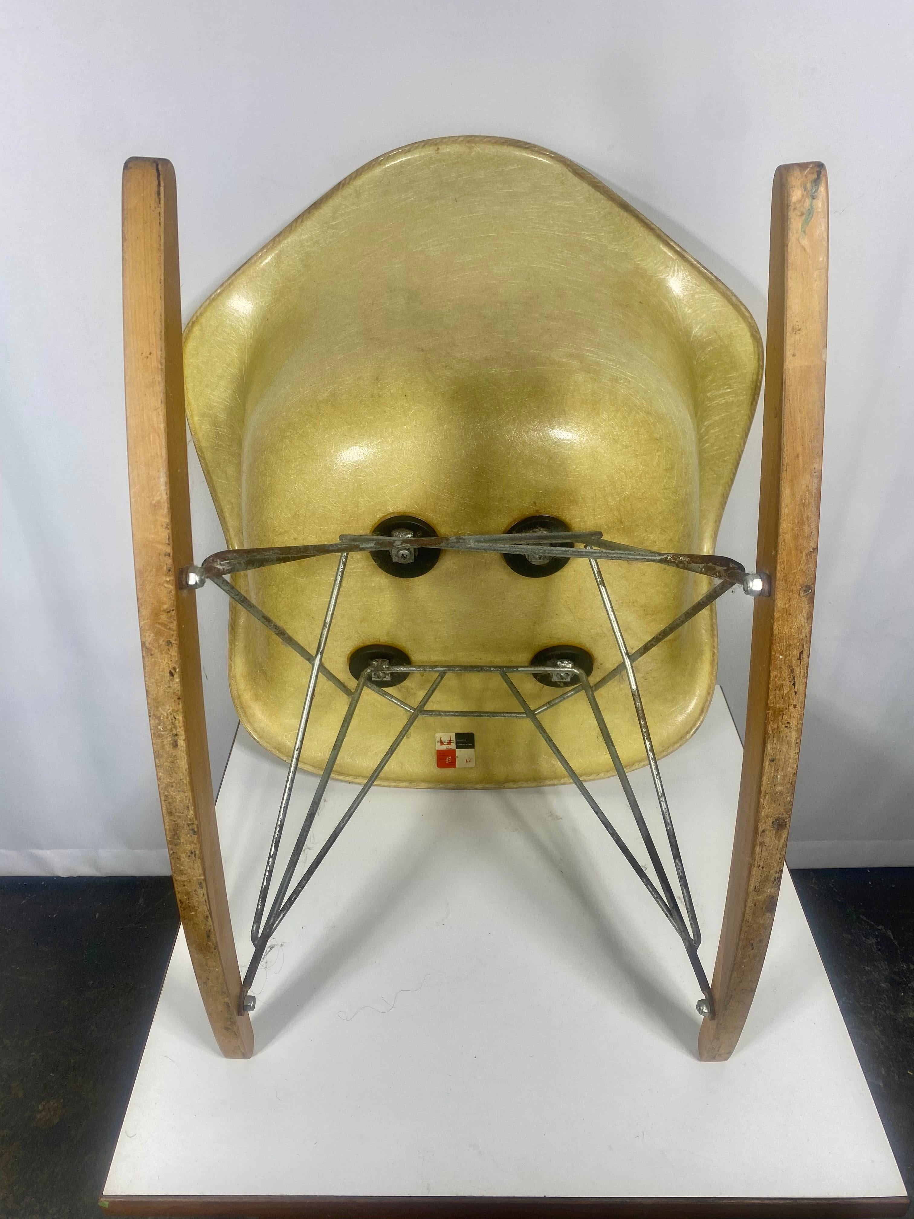 Early Charles Eames RAR Rocking Chair, Zenith , rope edge / Herman Miller en vente 1