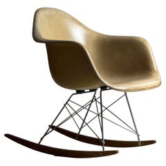 Early Charles & Ray Eames RAR rocking chair, early production, Herman Miller