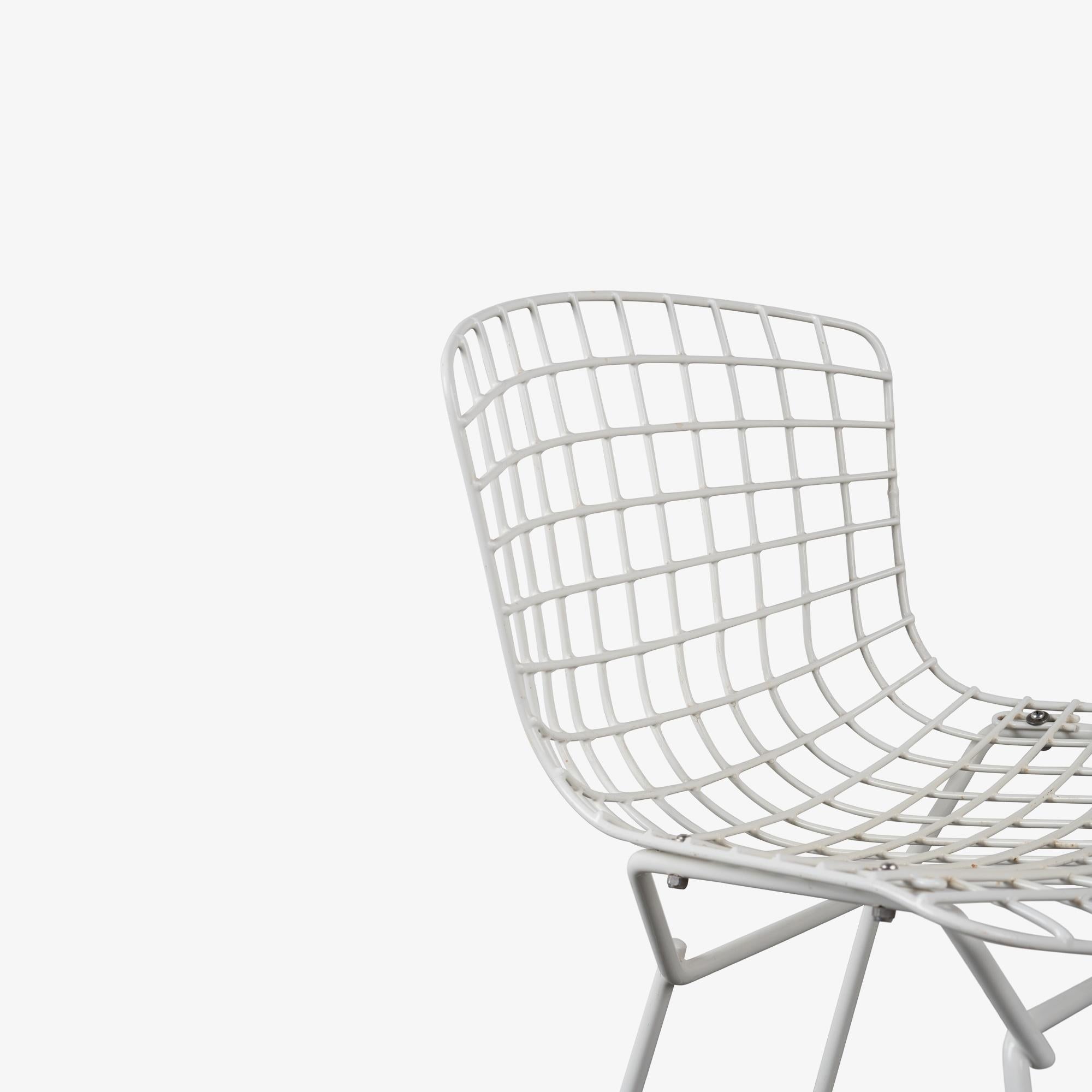 Sedie laterali per bambini di Harry Bertoia per Knoll in smalto bianco, coppia in vendita 3