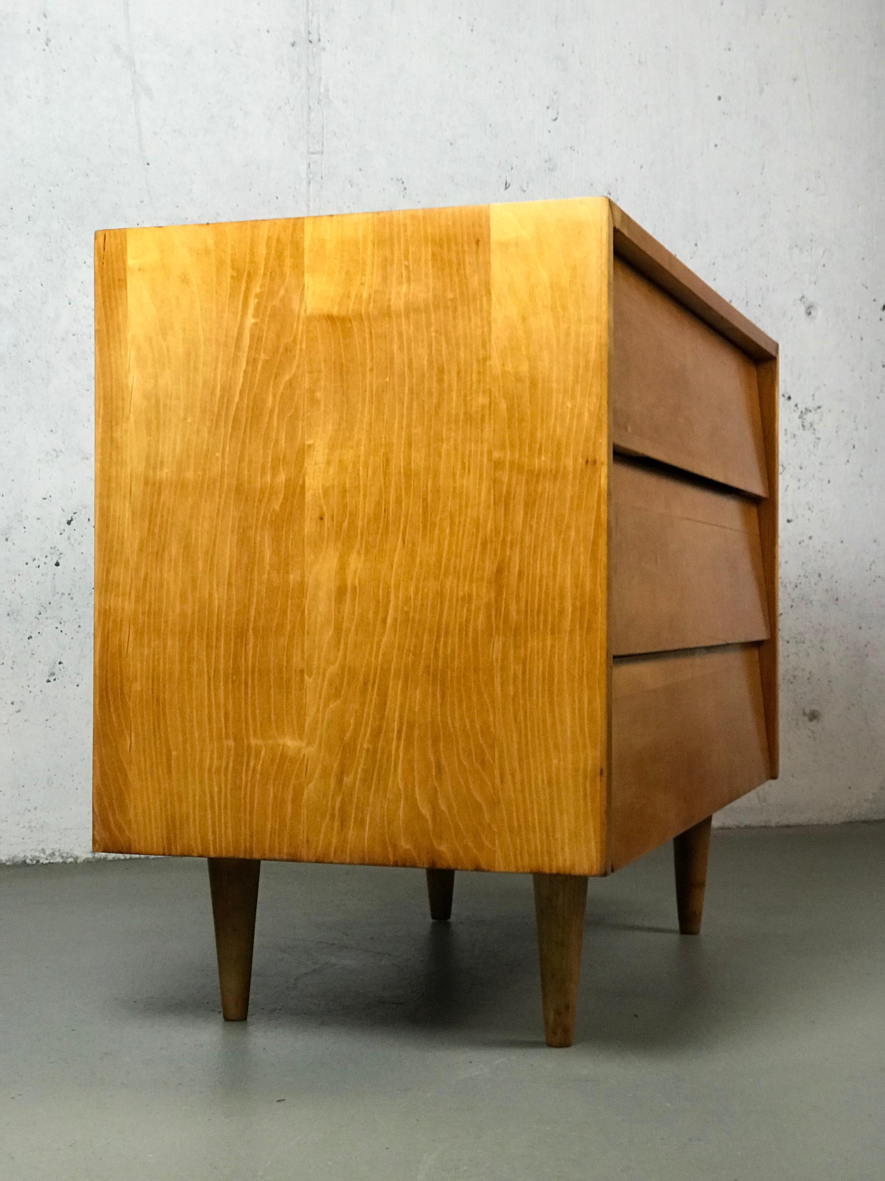 Mid-20th Century Early Classic Dresser Chest in Birch by Florence Knoll for Knoll Associates