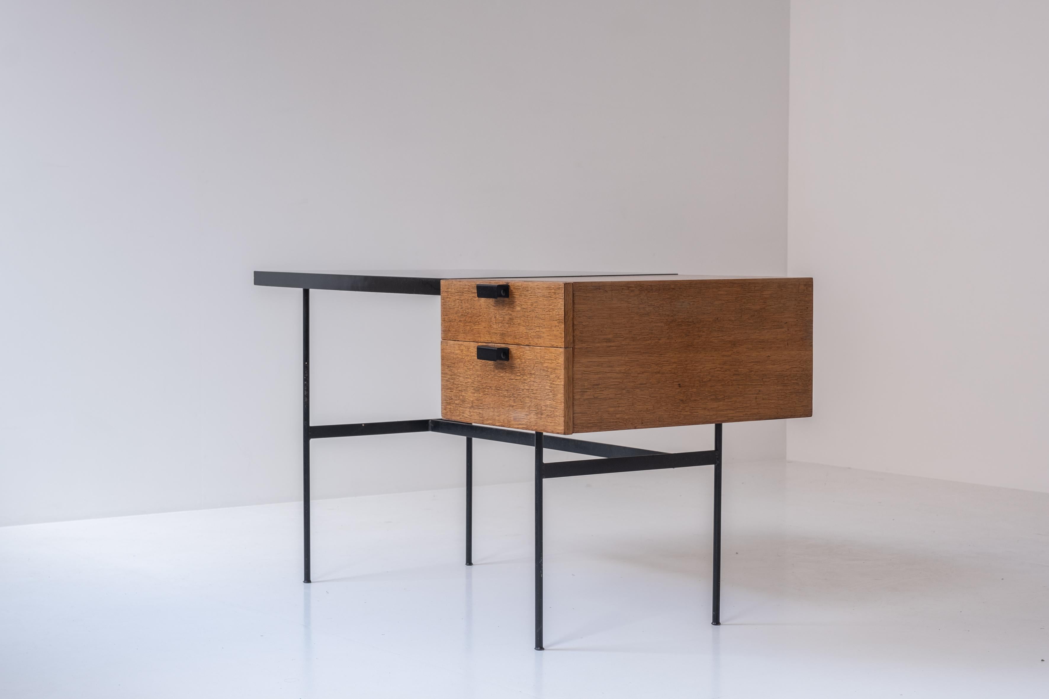 Mid-Century Modern Early ‘CM141’ Desk by Pierre Paulin for Thonet, France, 1953