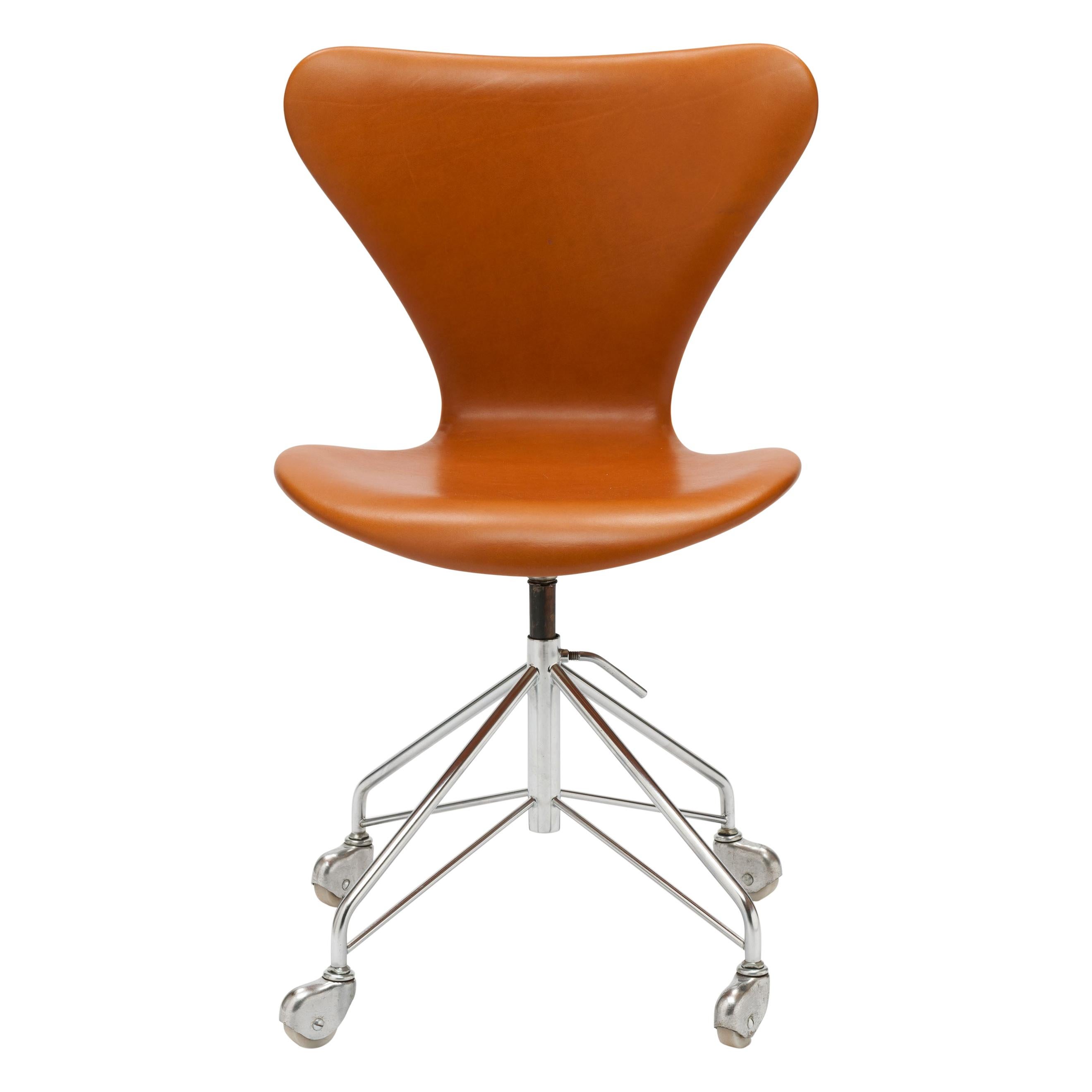 Early Cognac Leather Arne Jacobsen 3117 Desk Swivel Chair by Fritz Hansen