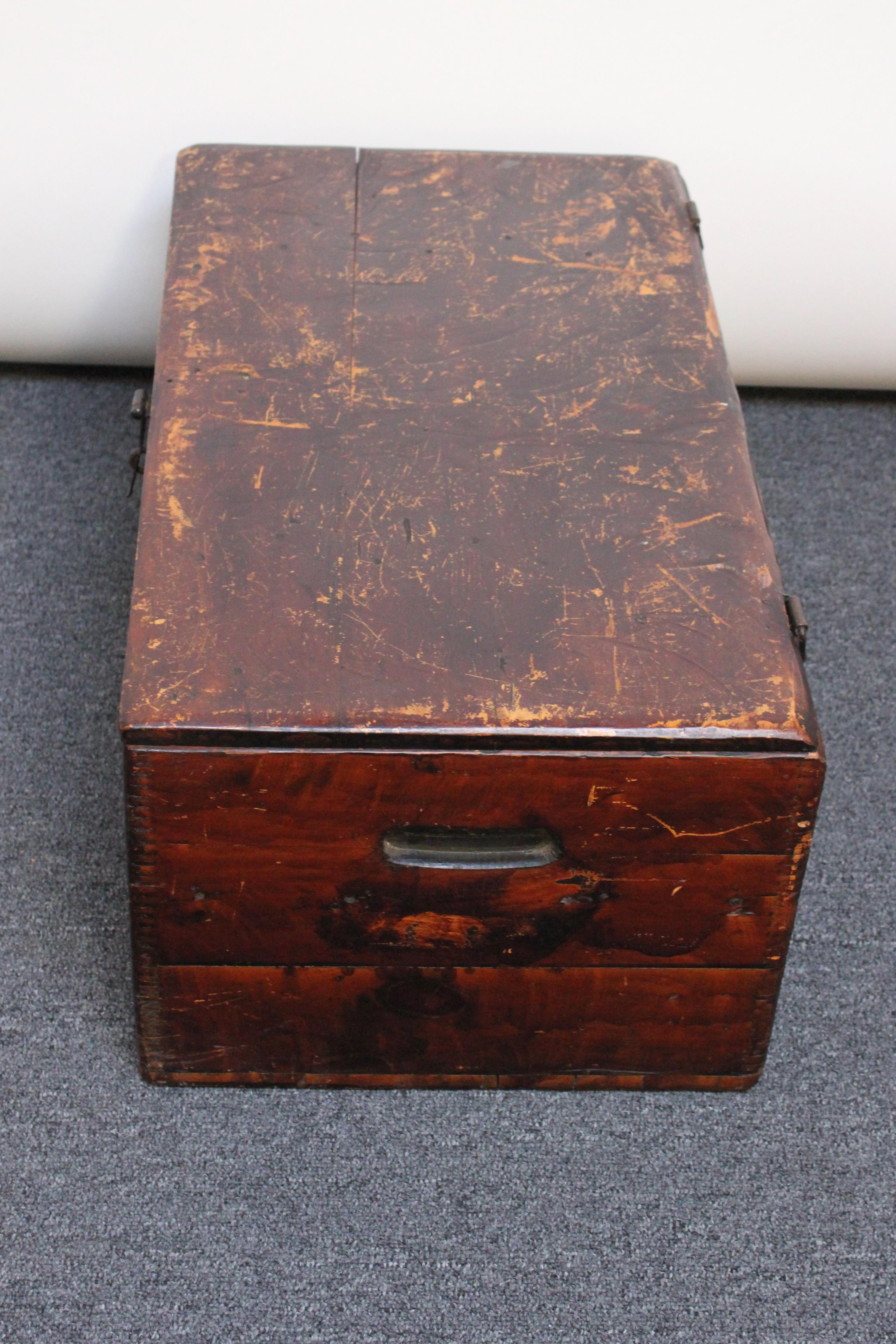 American Early Colonial Stained Maple Handmade Travel Trunk / Chest with Hinged Top For Sale