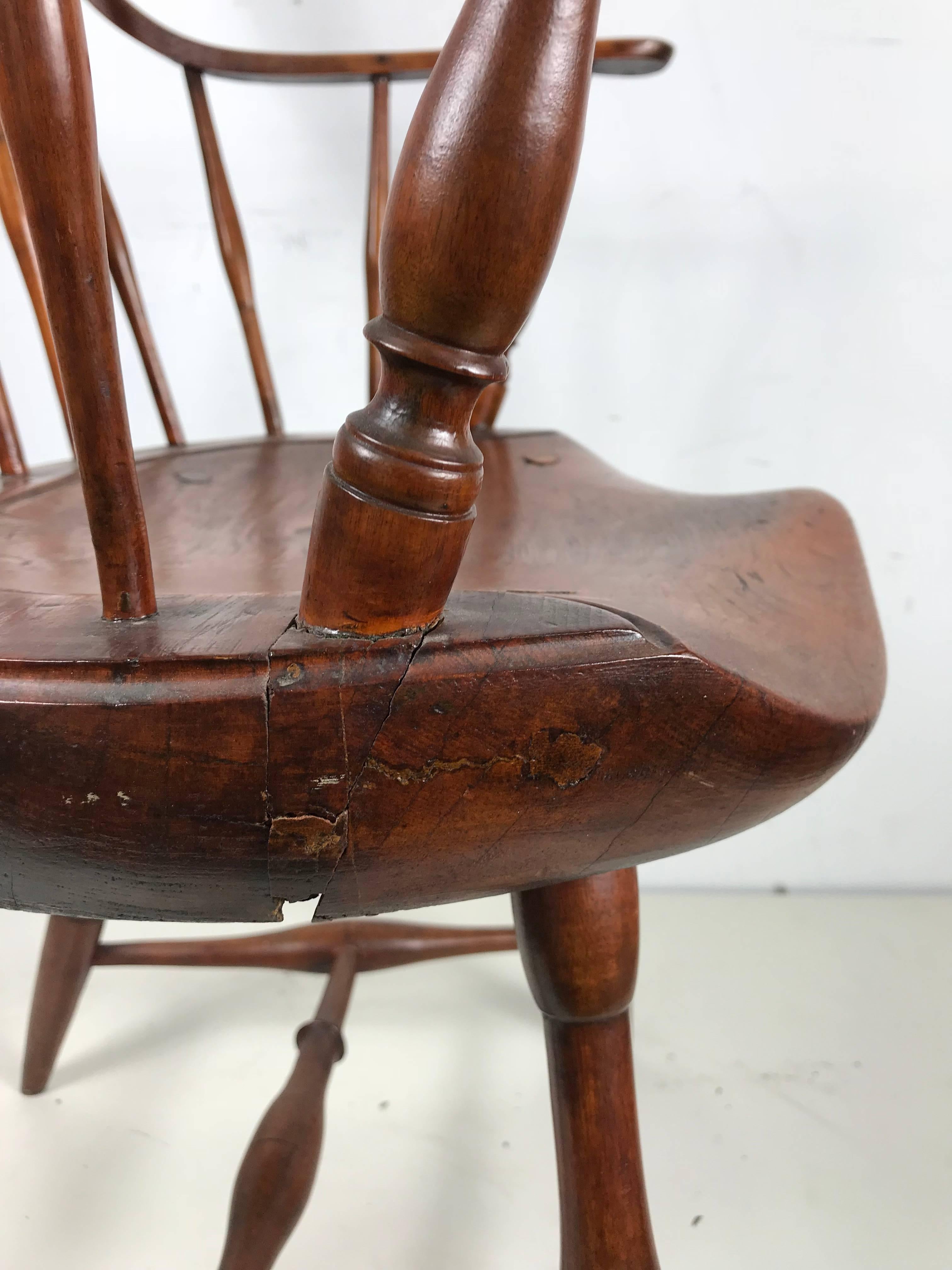American Early Continuous Windsor Chair Attributed to Ebenezer Lacy, circa 1780