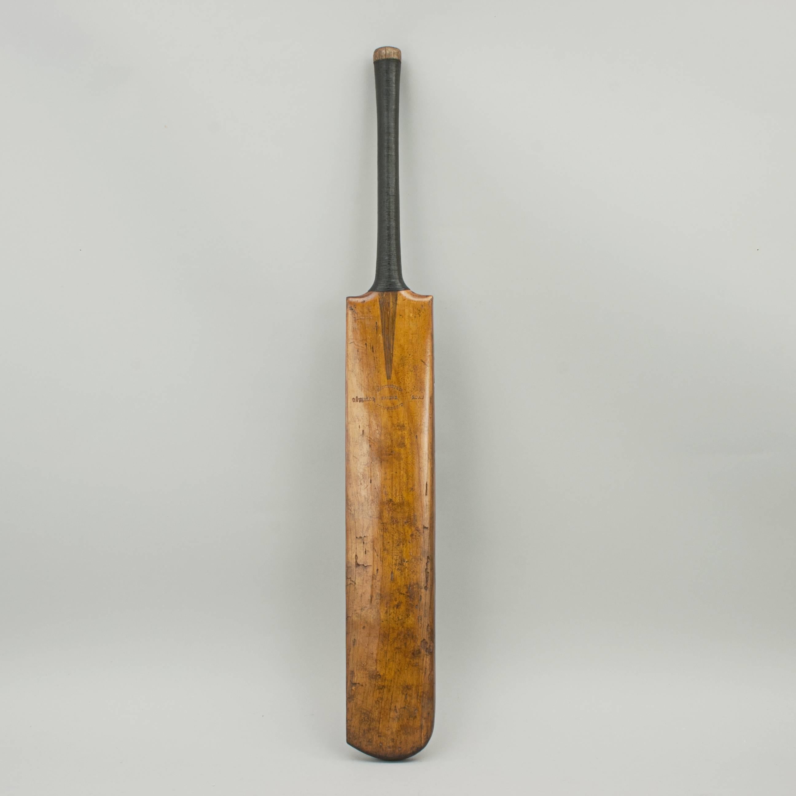 Willow Early Cricket Bat