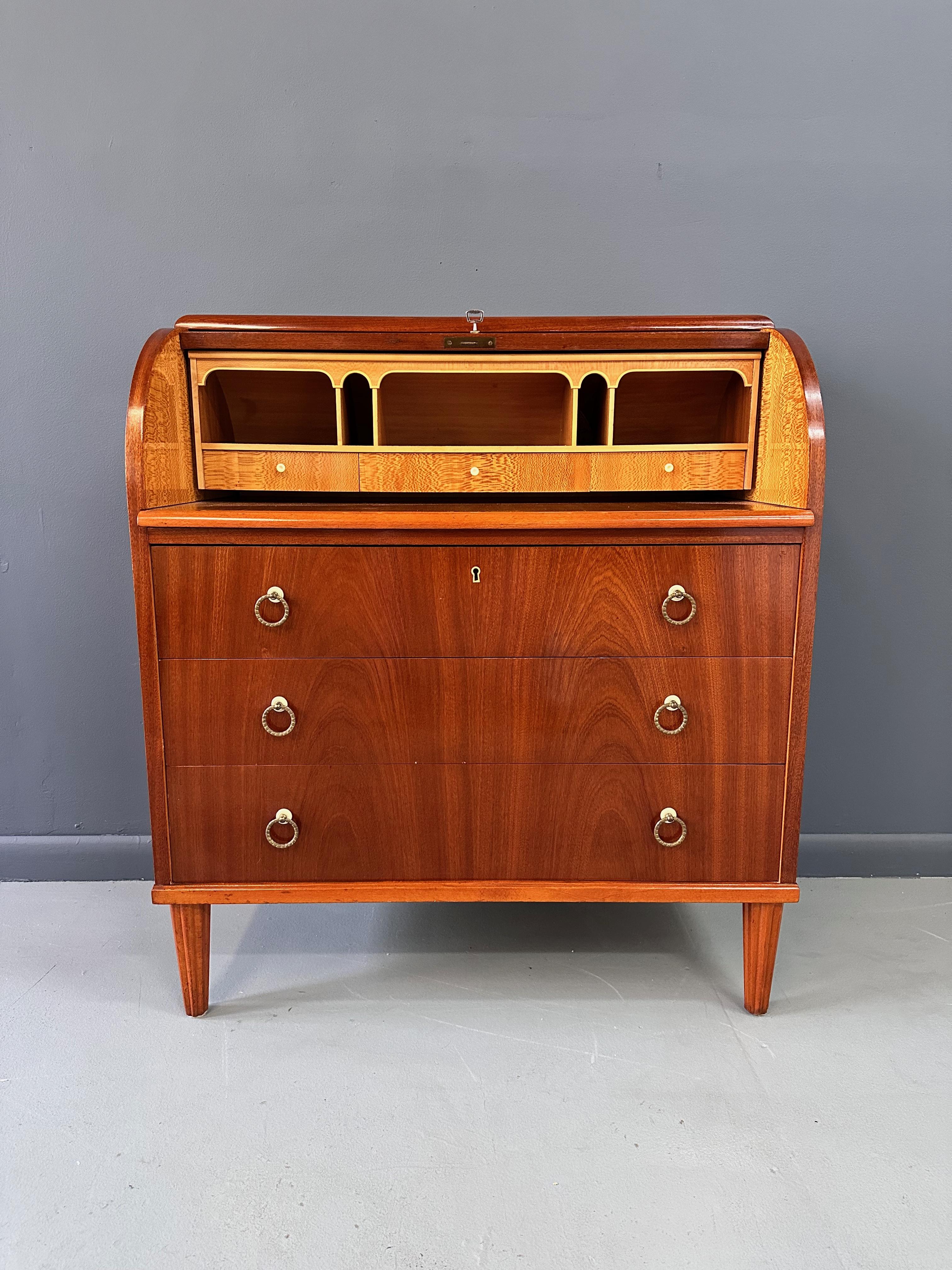 Walnut Early Danish Roll Top Desk with Fluted Legs in Booked Matched Veneer Mid Century For Sale