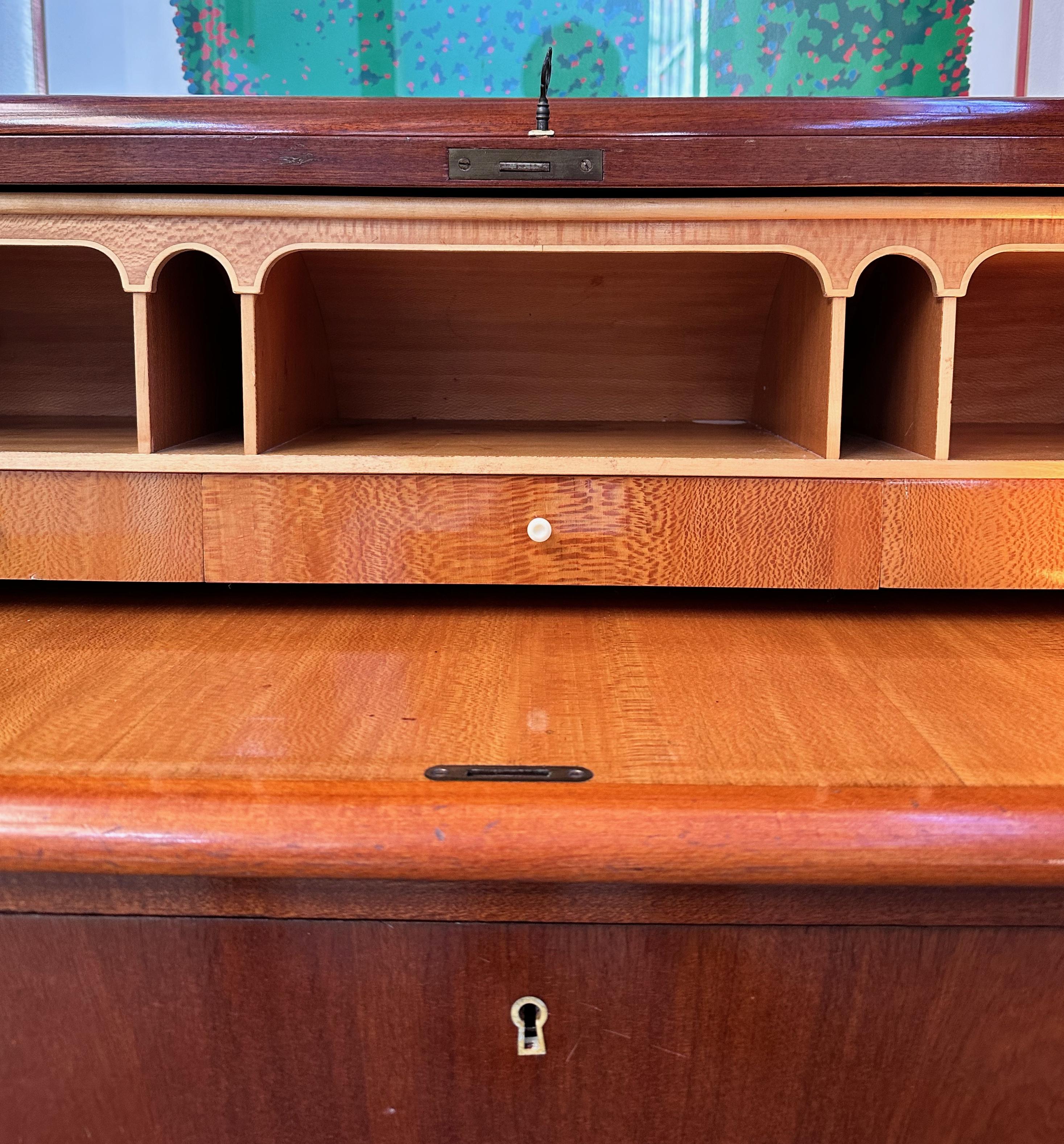 Early Danish Roll Top Desk with Fluted Legs in Booked Matched Veneer Mid Century For Sale 1
