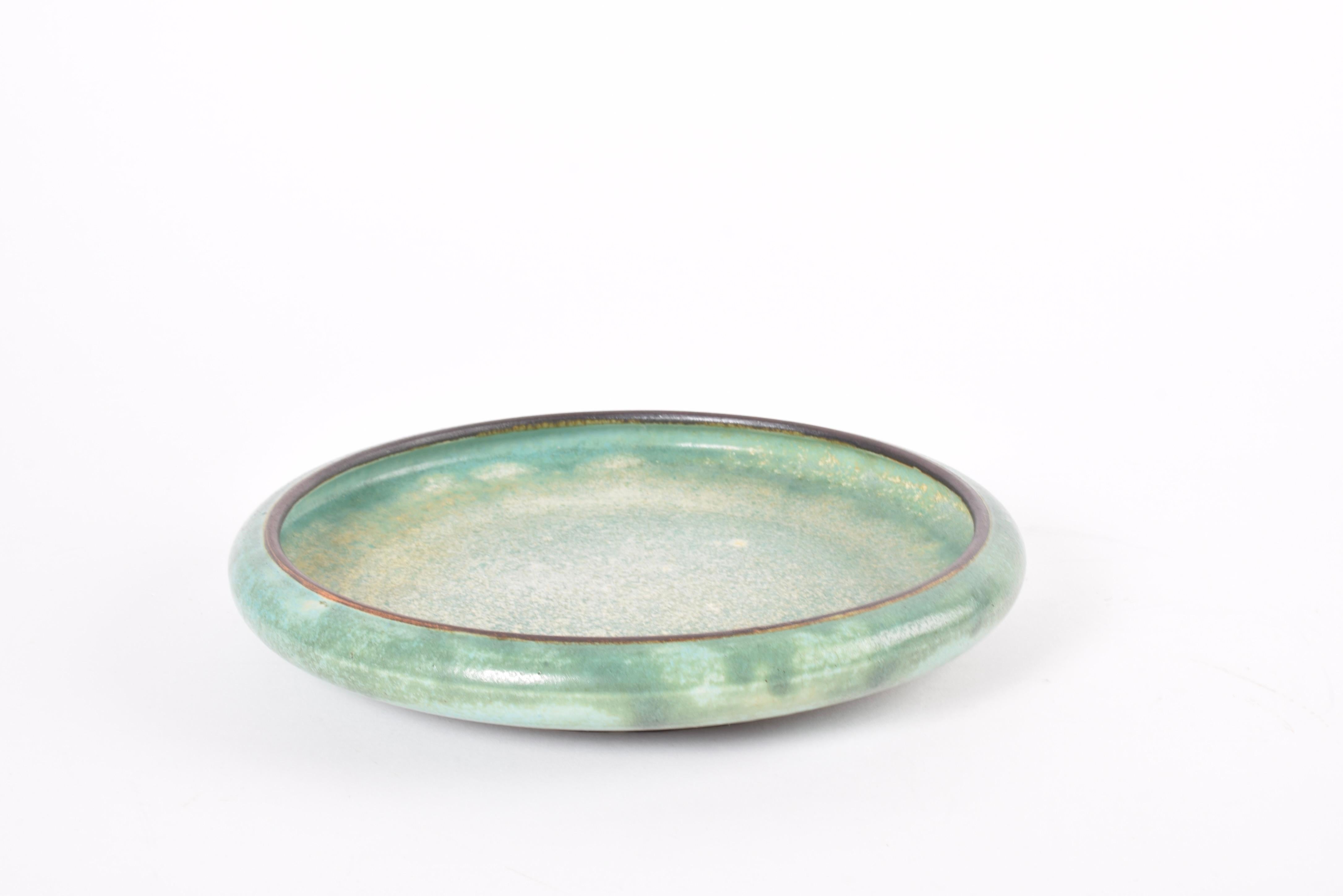 Cuenco bajo danés temprano Saxbo Nylund & Krebs Sal Verde y Marrón, Cerámica 1930 Danés en venta