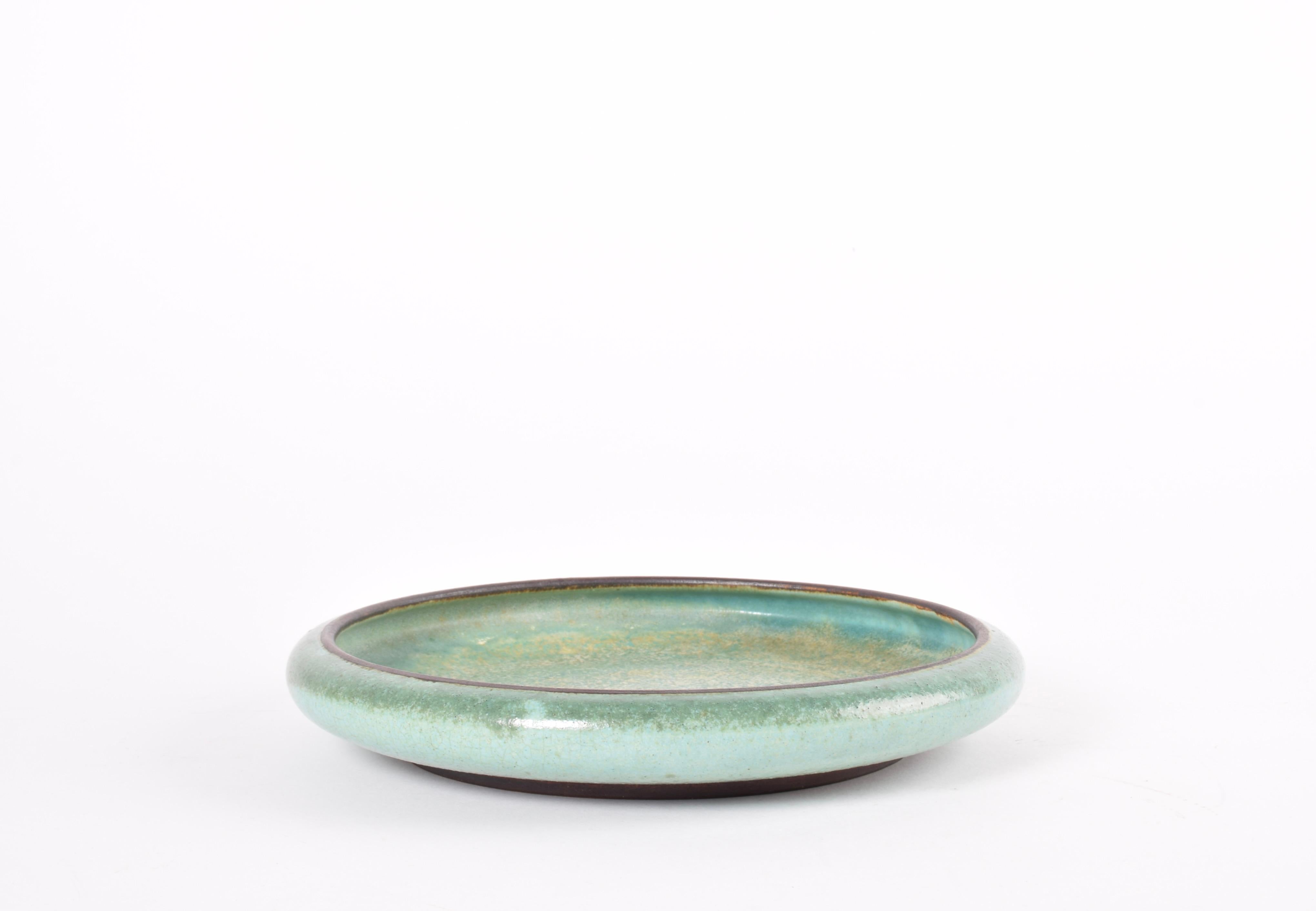 Cuenco bajo danés temprano Saxbo Nylund & Krebs Sal Verde y Marrón, Cerámica 1930 en Bueno estado para la venta en Silkeborg, Silkeborg