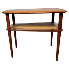 Früher dänischer Tisch aus Teakholz und Rattan von Peter Hvidt und Orla Molgaard Nielsen, ca. 1950er Jahre.