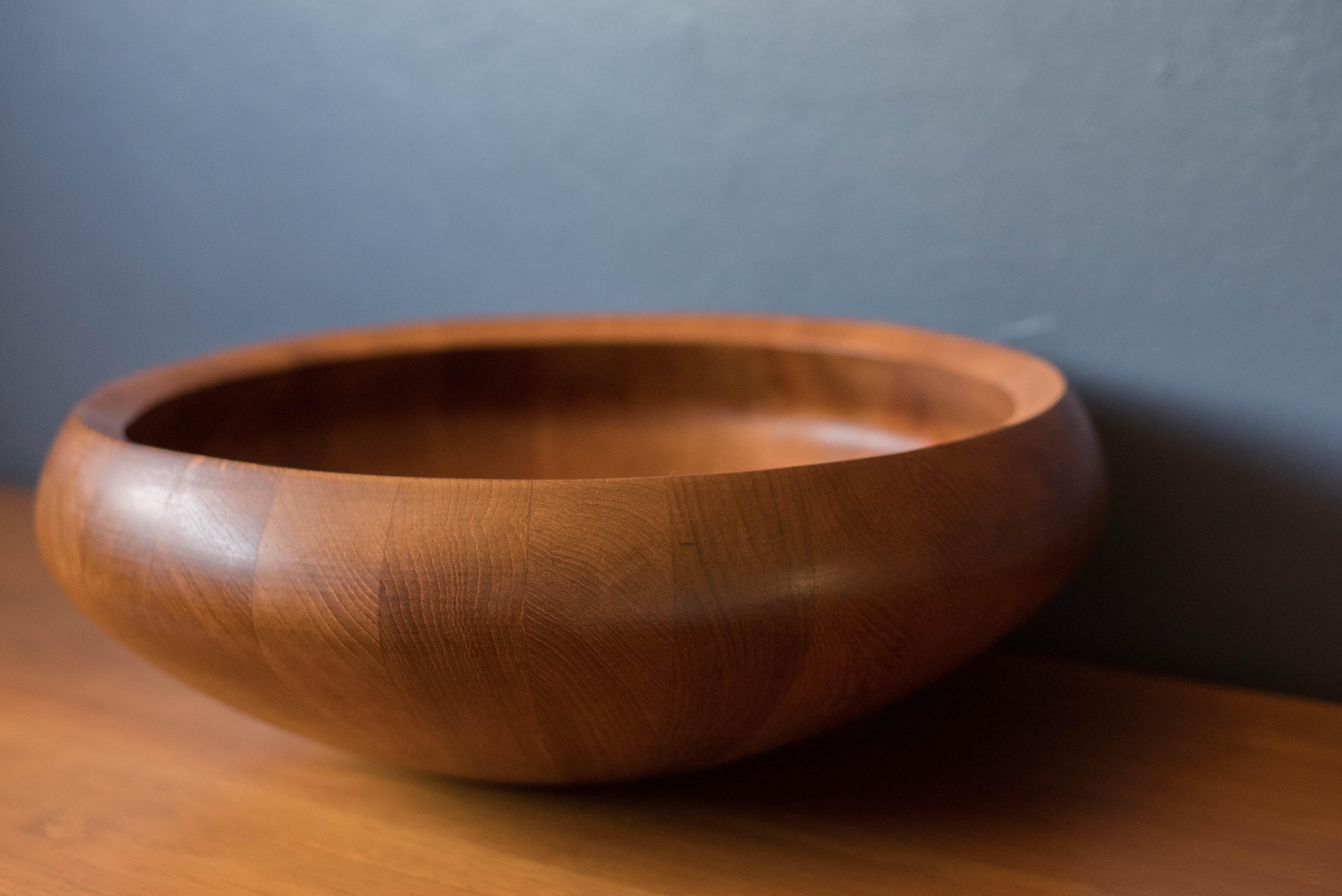 Mid-20th Century Early Danish Teak Centerpiece Serving Bowl by Jens H. Quistgaard for Dansk For Sale