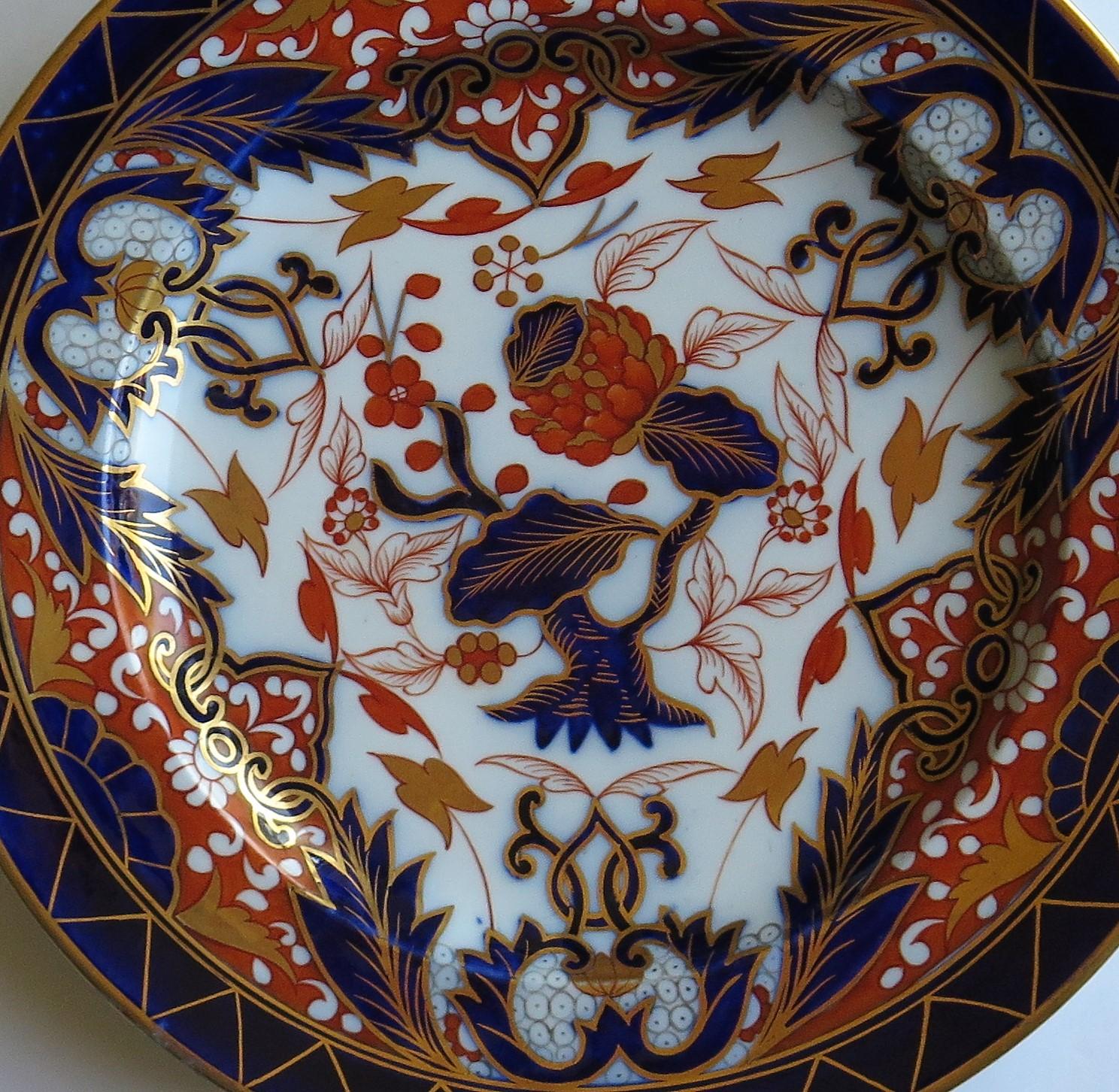 Early Davenport Porcelain Plate in Imari King's Pattern 330, English, circa 1820 4