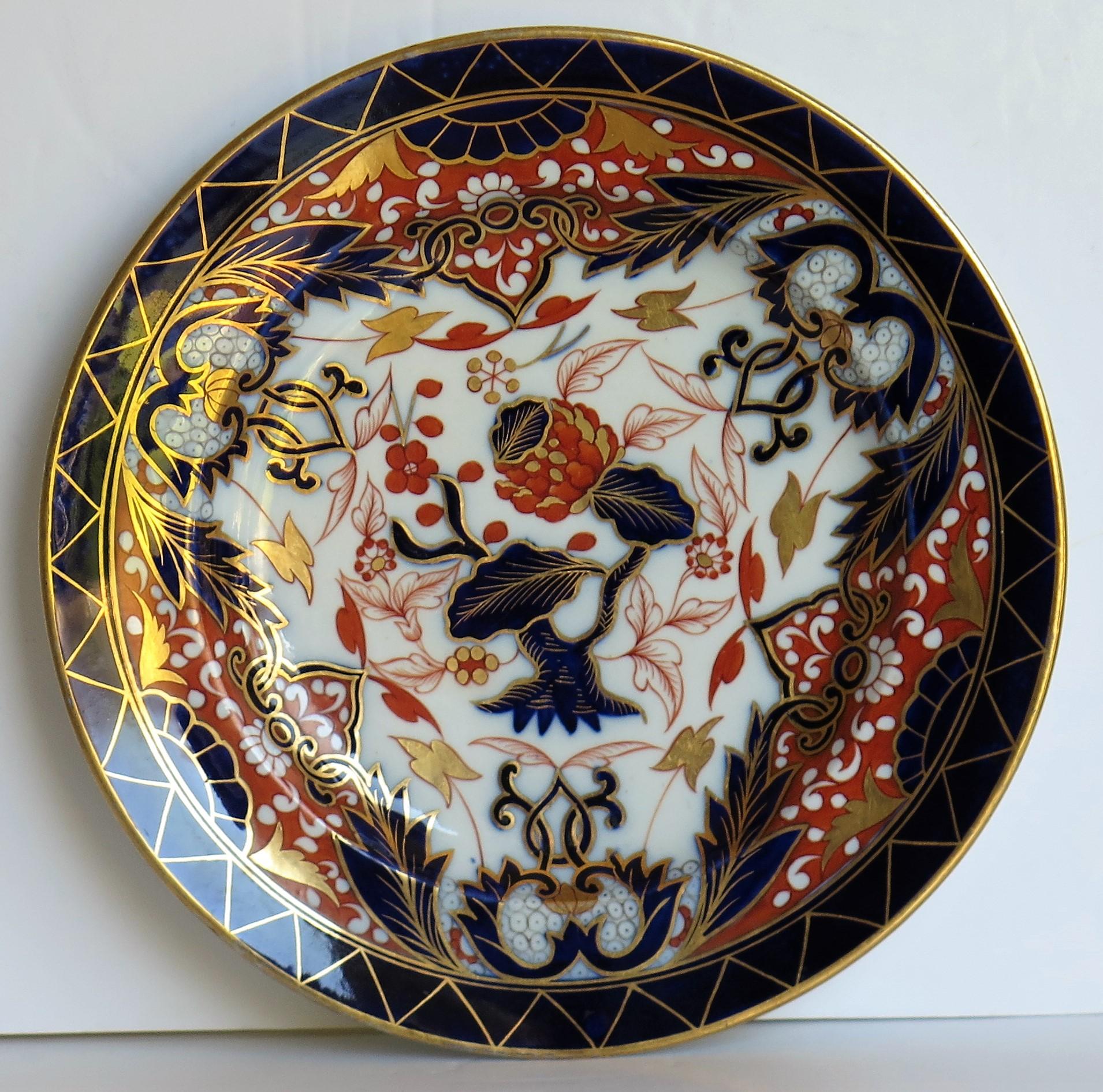 Hand-Painted Early Davenport Porcelain Plate in Imari King's Pattern 330, English, circa 1820