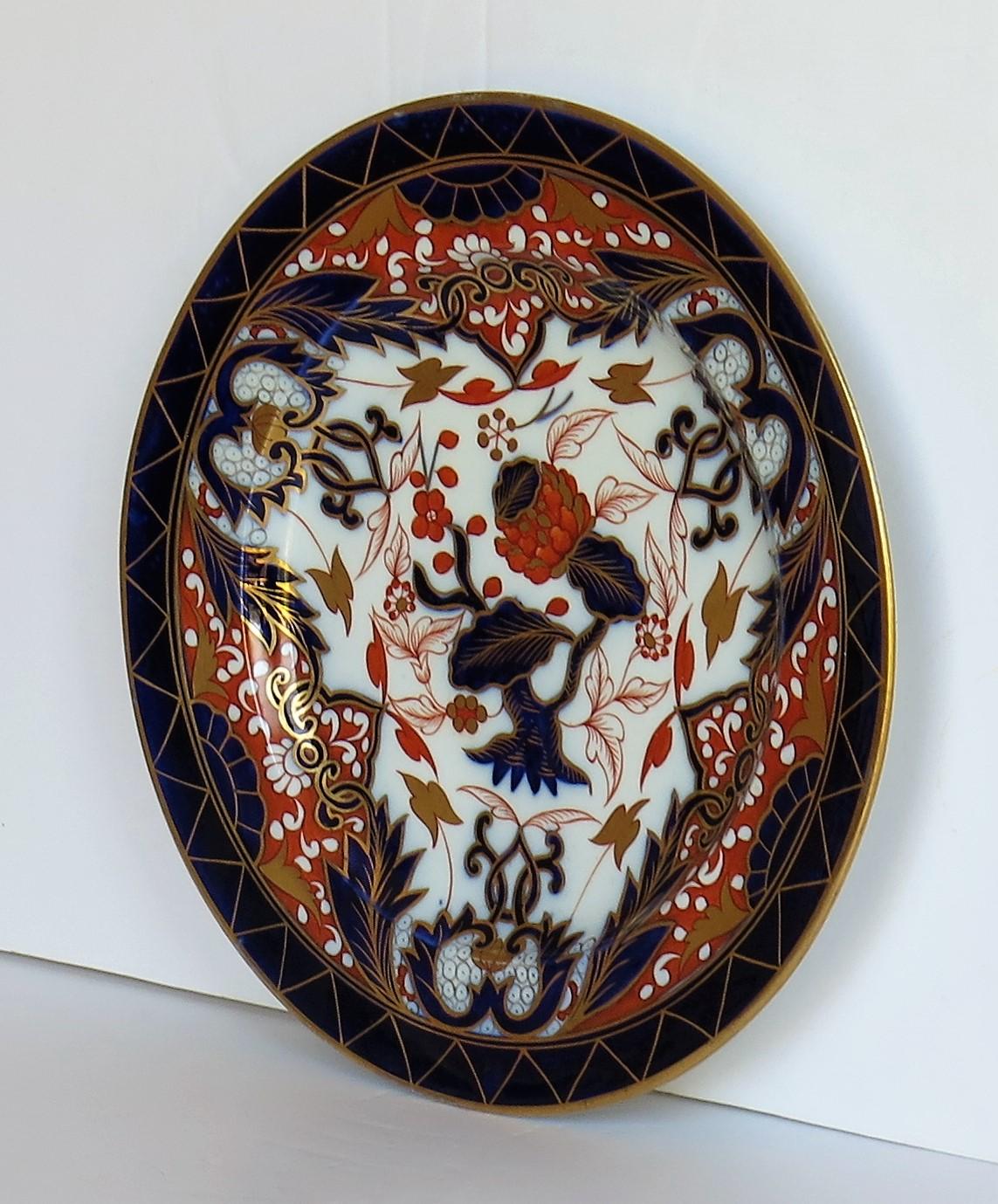 Early Davenport Porcelain Plate in Imari King's Pattern 330, English, circa 1820 1