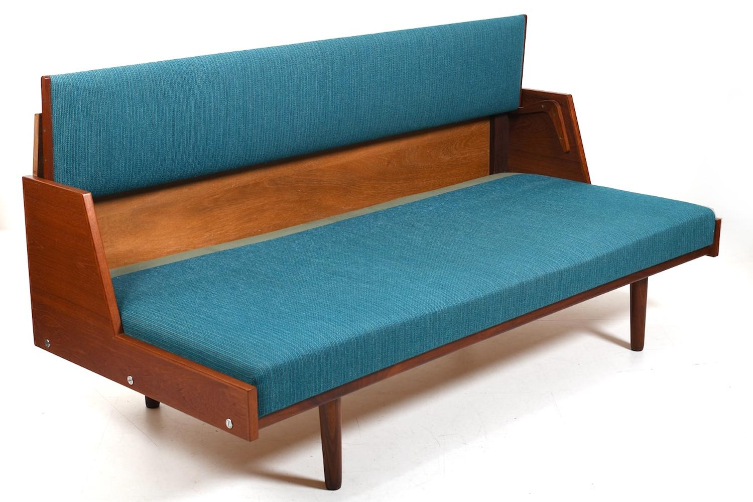 Danish Early Daybed GE-258 by Hans Wegner for Getama 1954 For Sale