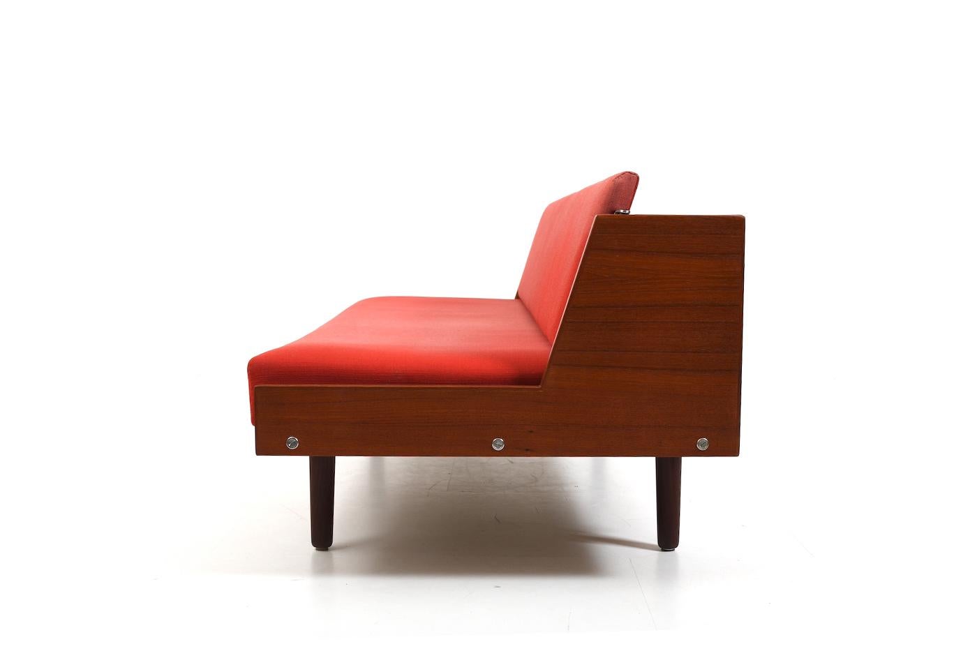 Early Daybed GE-258 in Teak by Hans J.Wegner 2