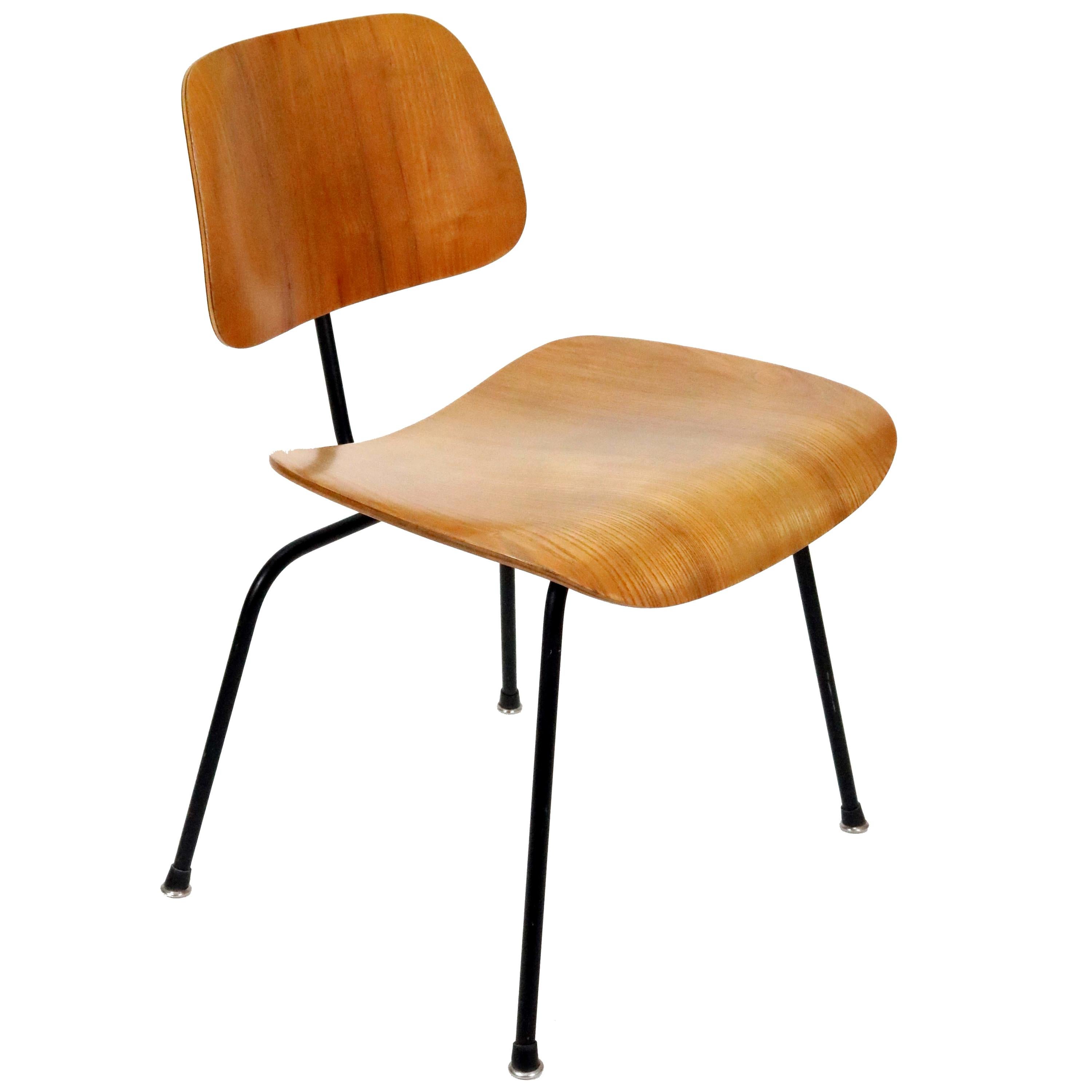 Early DCM Chair by Charles and Ray Eames for Herman Miller