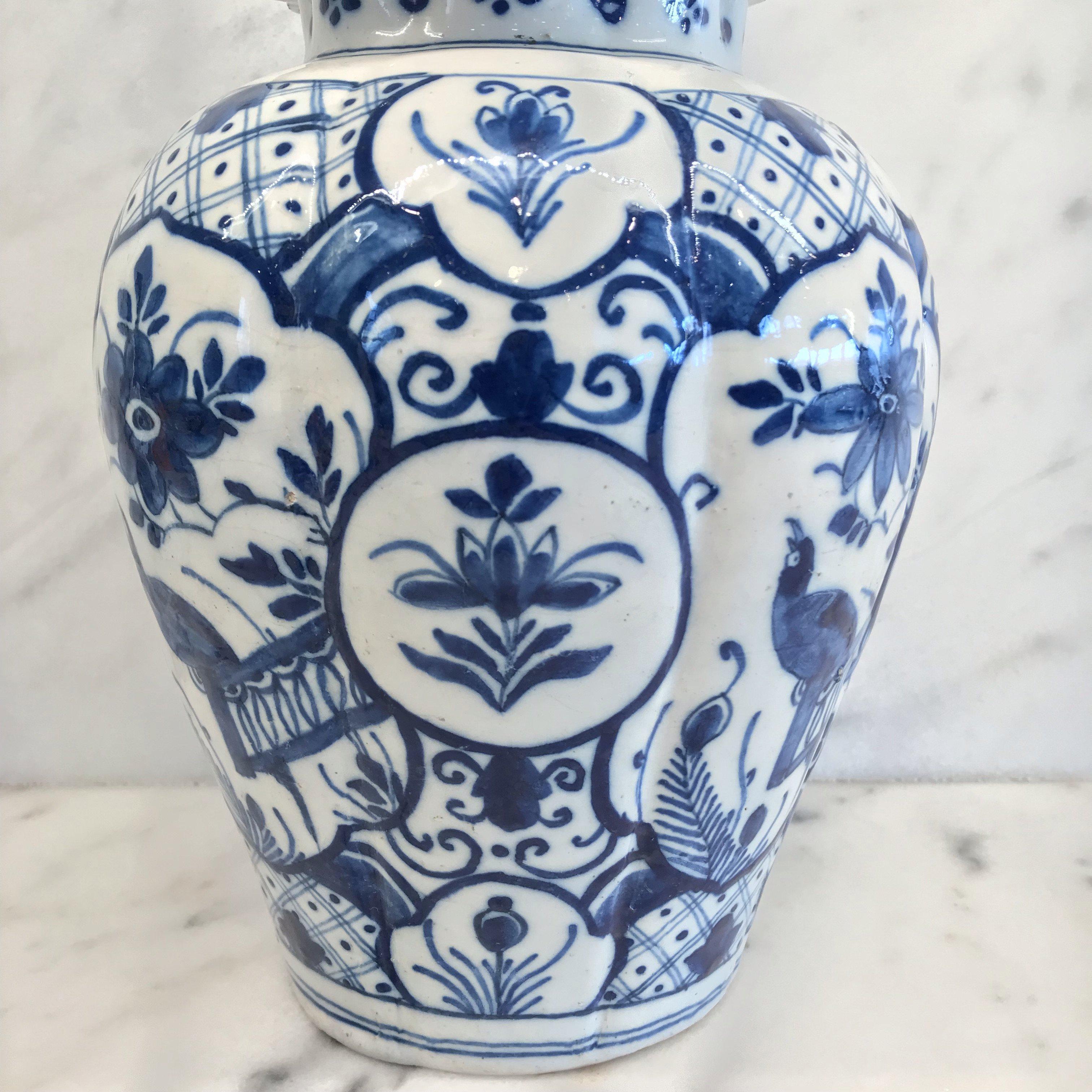 Early Delft Blue and White Vase with Top In Good Condition In Hopewell, NJ