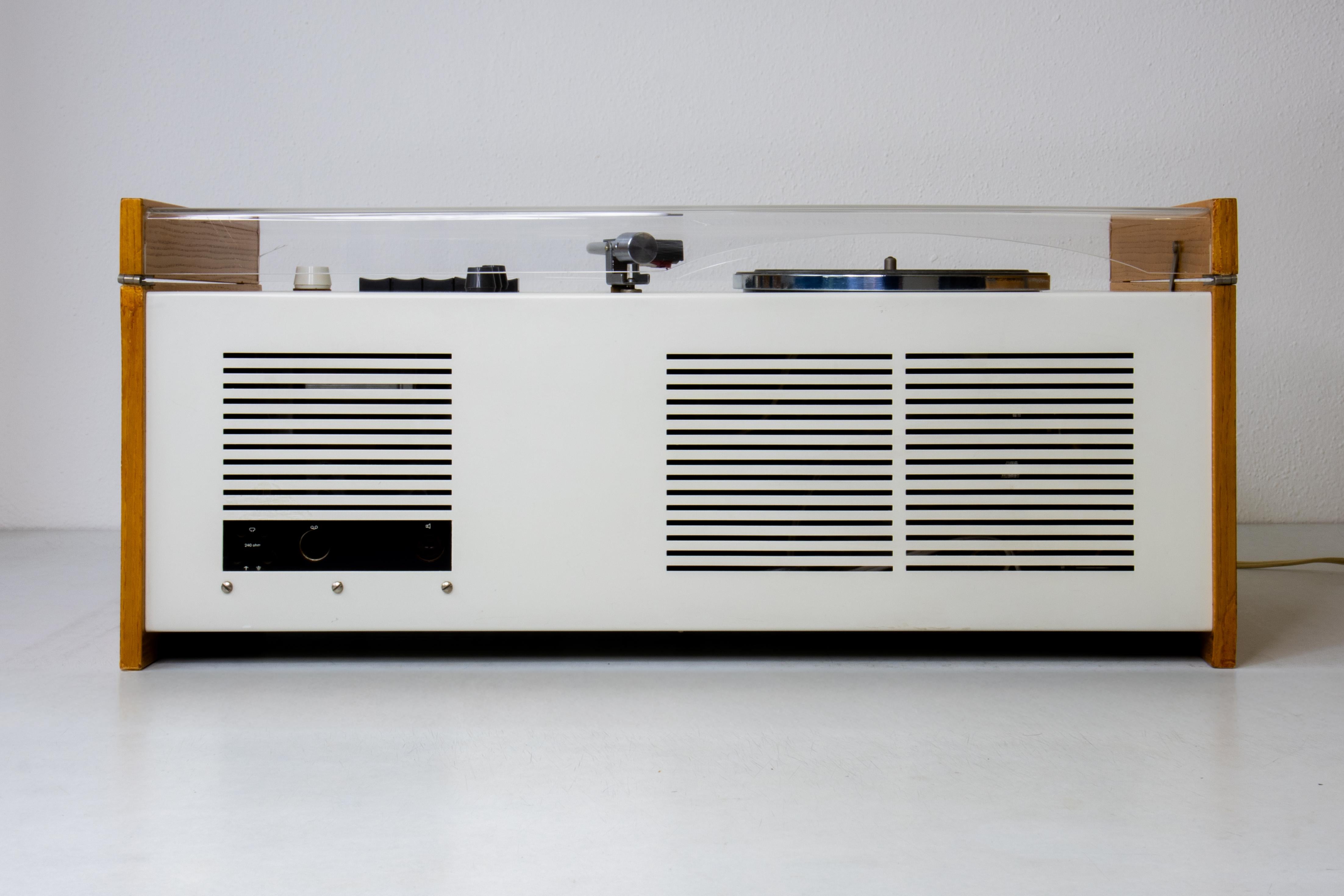 Dieter Rams pour Braun SK55 Ensemble audio hi-fi tourne-disque, radio, haut-parleurs 3