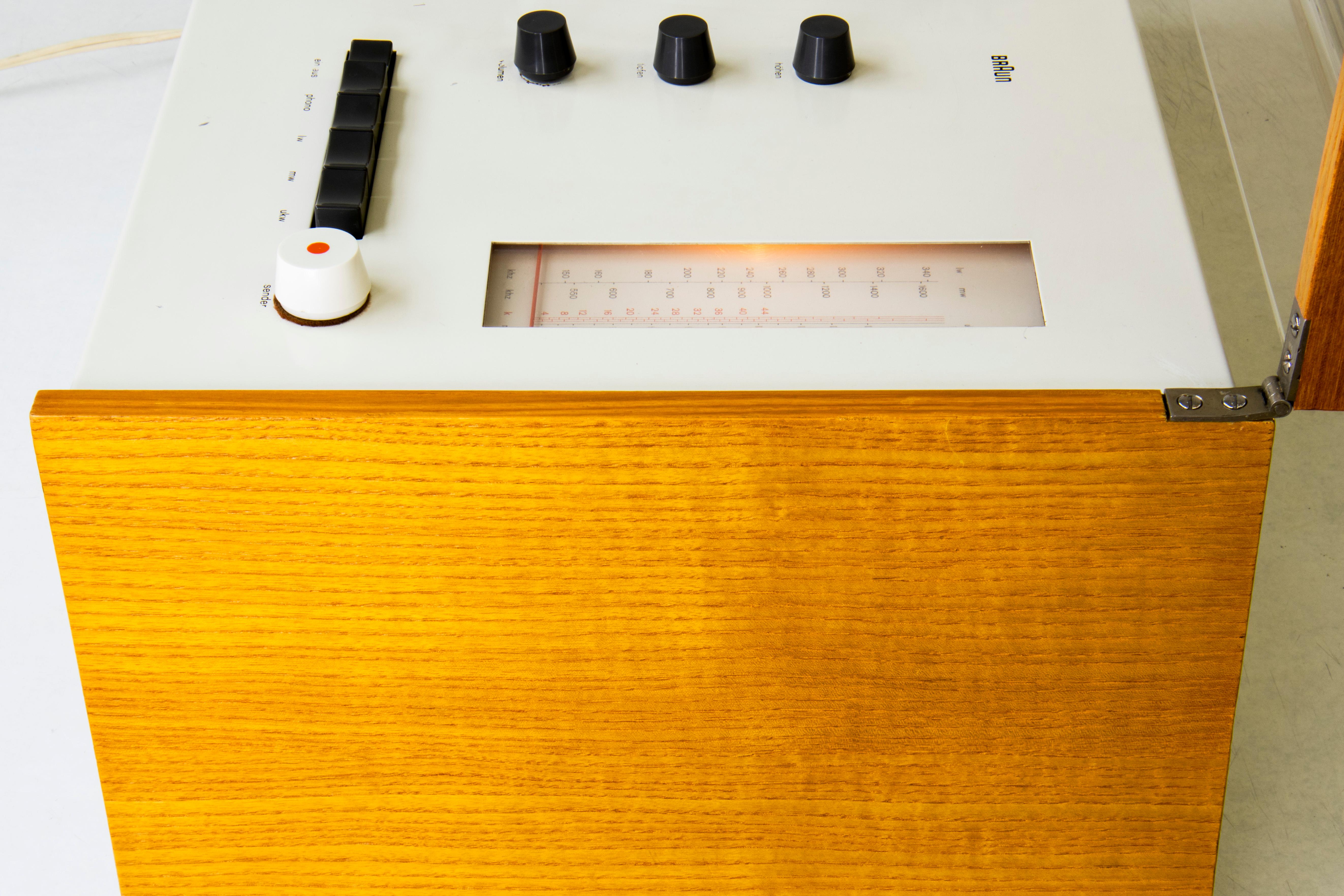 Milieu du XXe siècle Dieter Rams pour Braun SK55 Ensemble audio hi-fi tourne-disque, radio, haut-parleurs