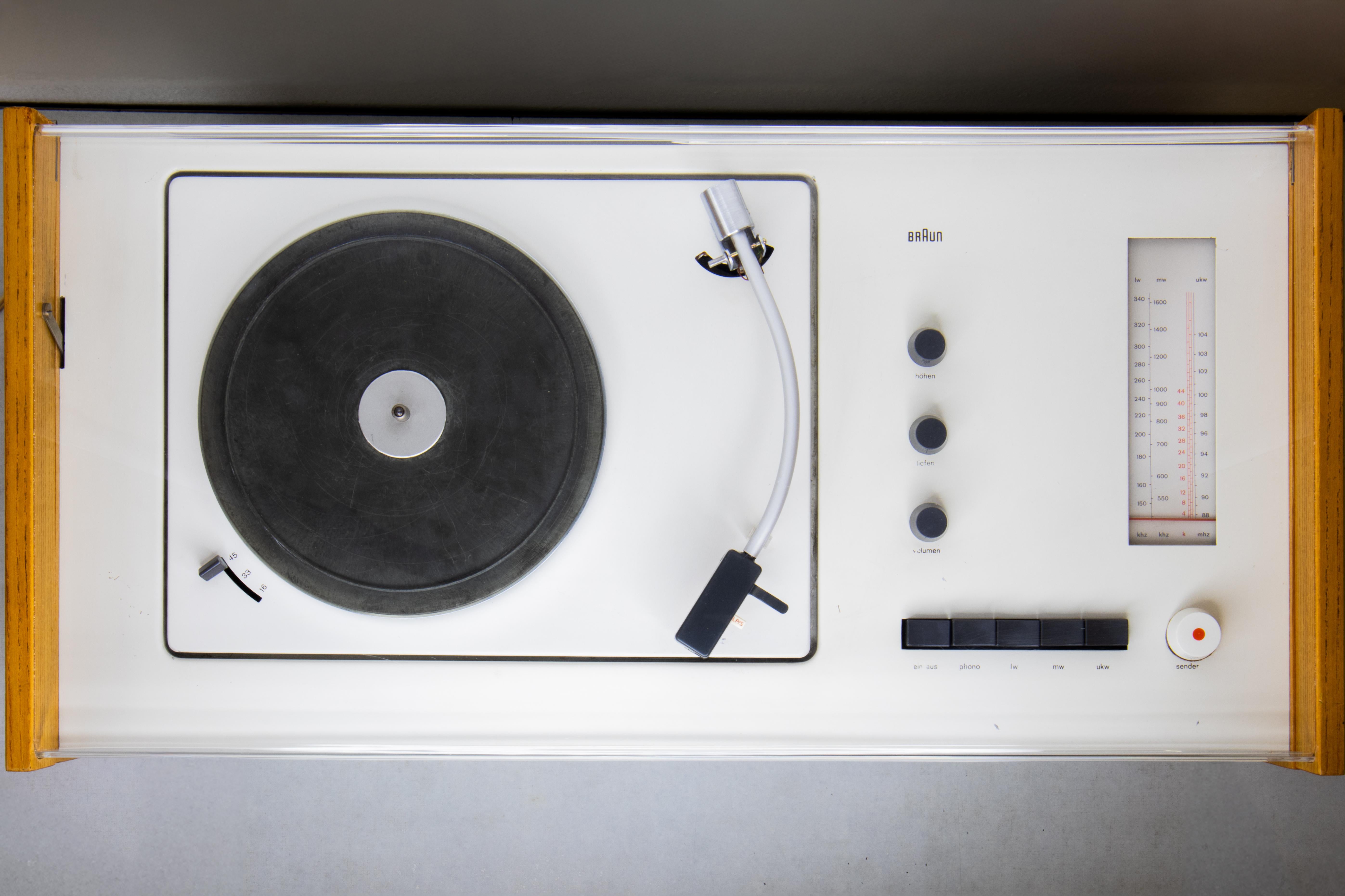 Dieter Rams pour Braun SK55 Ensemble audio hi-fi tourne-disque, radio, haut-parleurs 1
