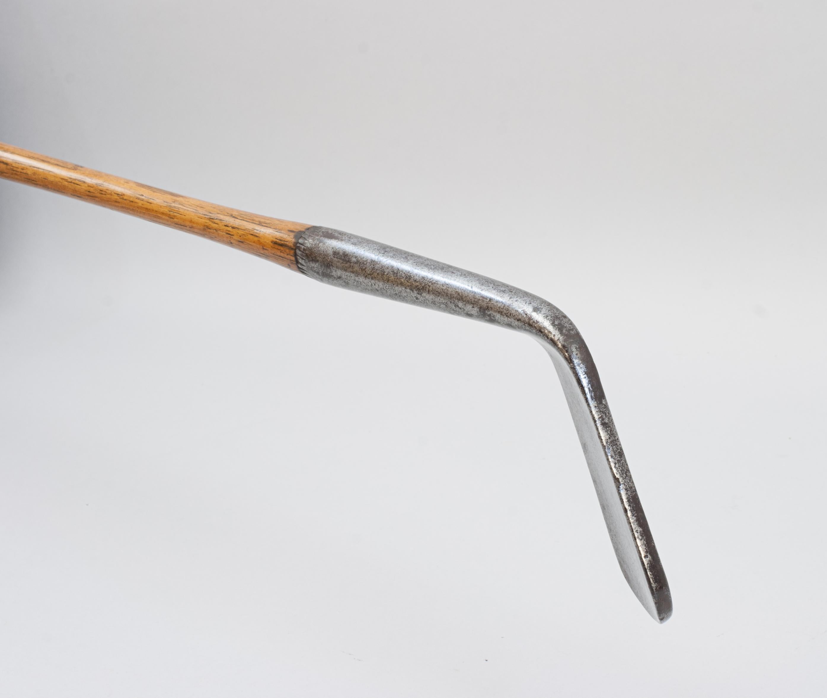 Early Dish Faced Golf Club, Gray Iron For Sale 4