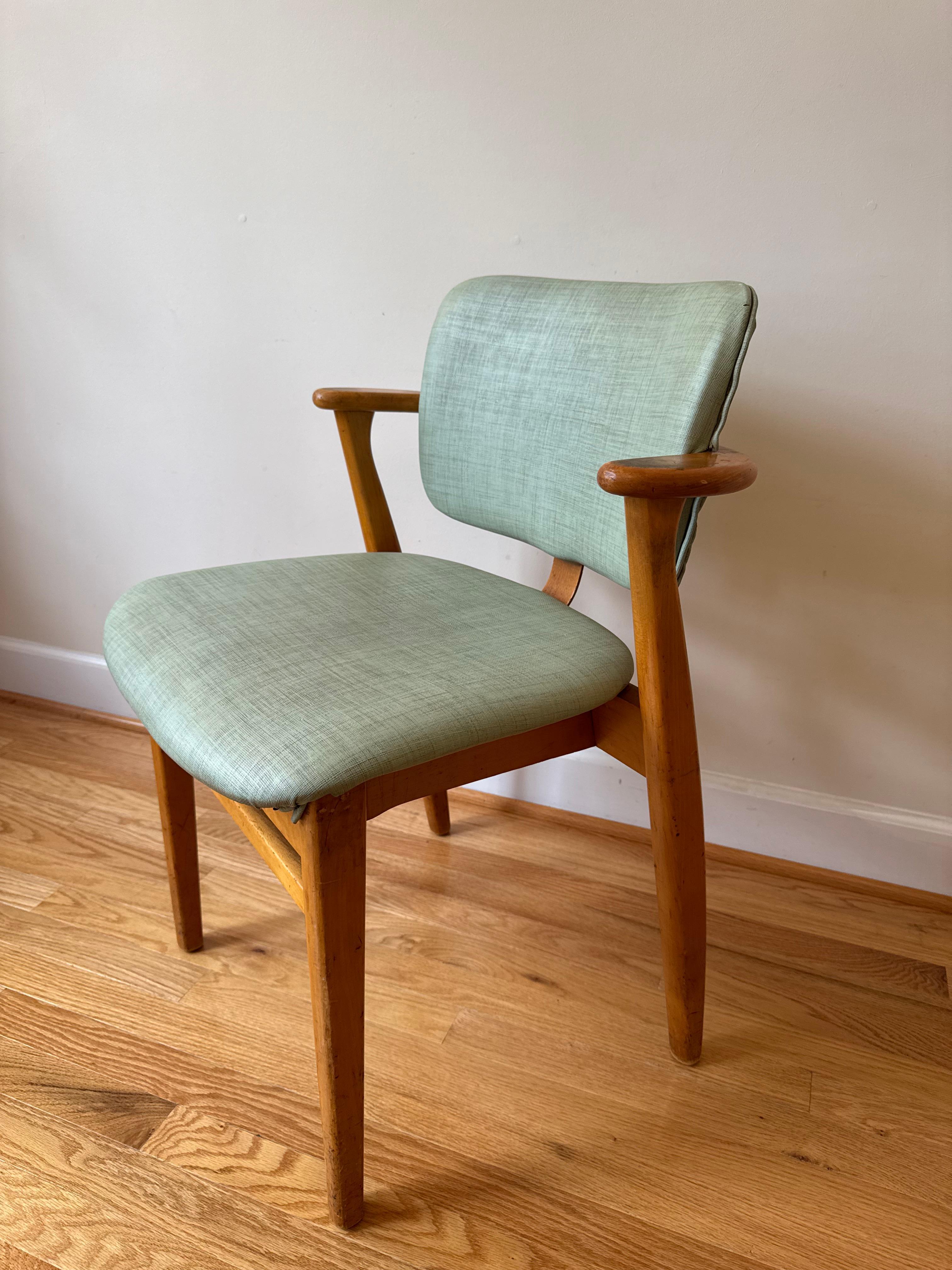 Früher Domus Stuhl von Ilmari Tapiovaara für Knoll im Angebot 7