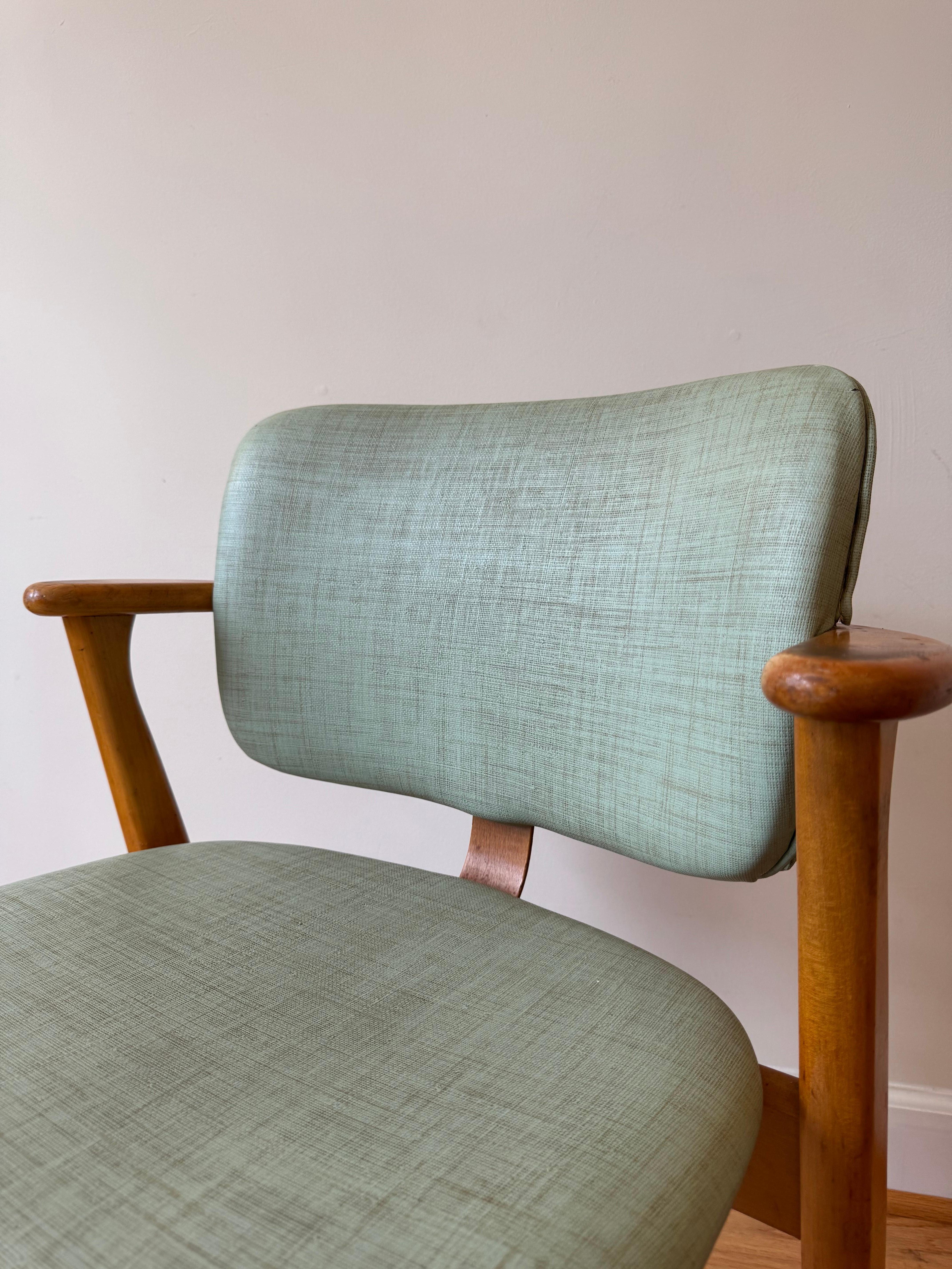 Früher Domus Stuhl von Ilmari Tapiovaara für Knoll im Angebot 11