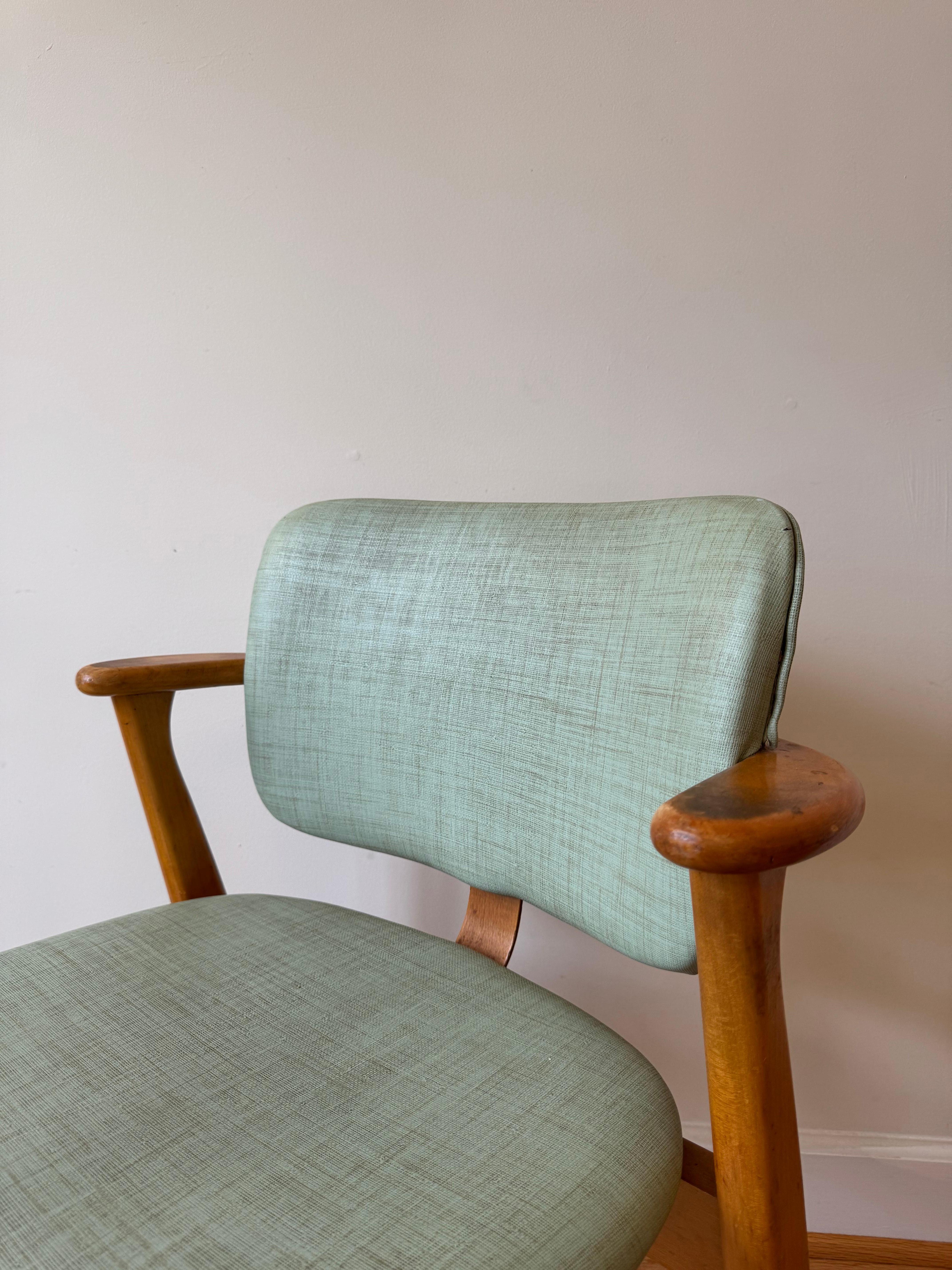 Früher Domus Stuhl von Ilmari Tapiovaara für Knoll im Angebot 2