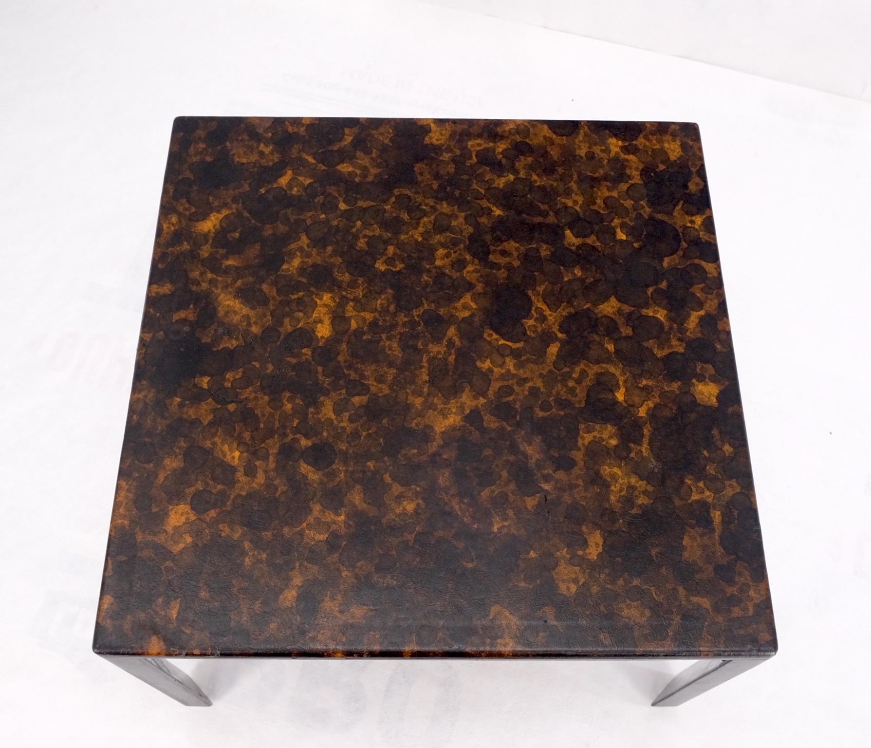 Table basse carrée en bois et cuir Faux Gold Tortoise Finition Dunbar Early Dunbar en vente 4
