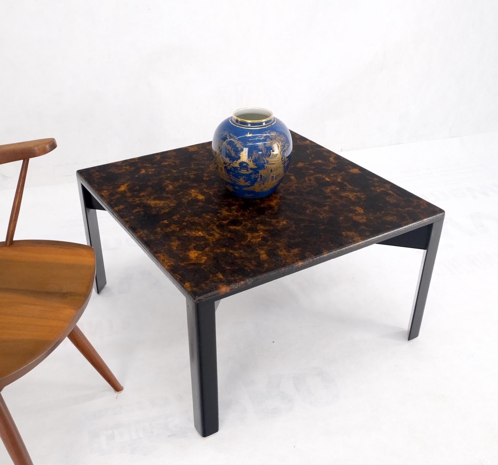 Table basse carrée en bois et cuir Faux Gold Tortoise Finition Dunbar Early Dunbar en vente 6