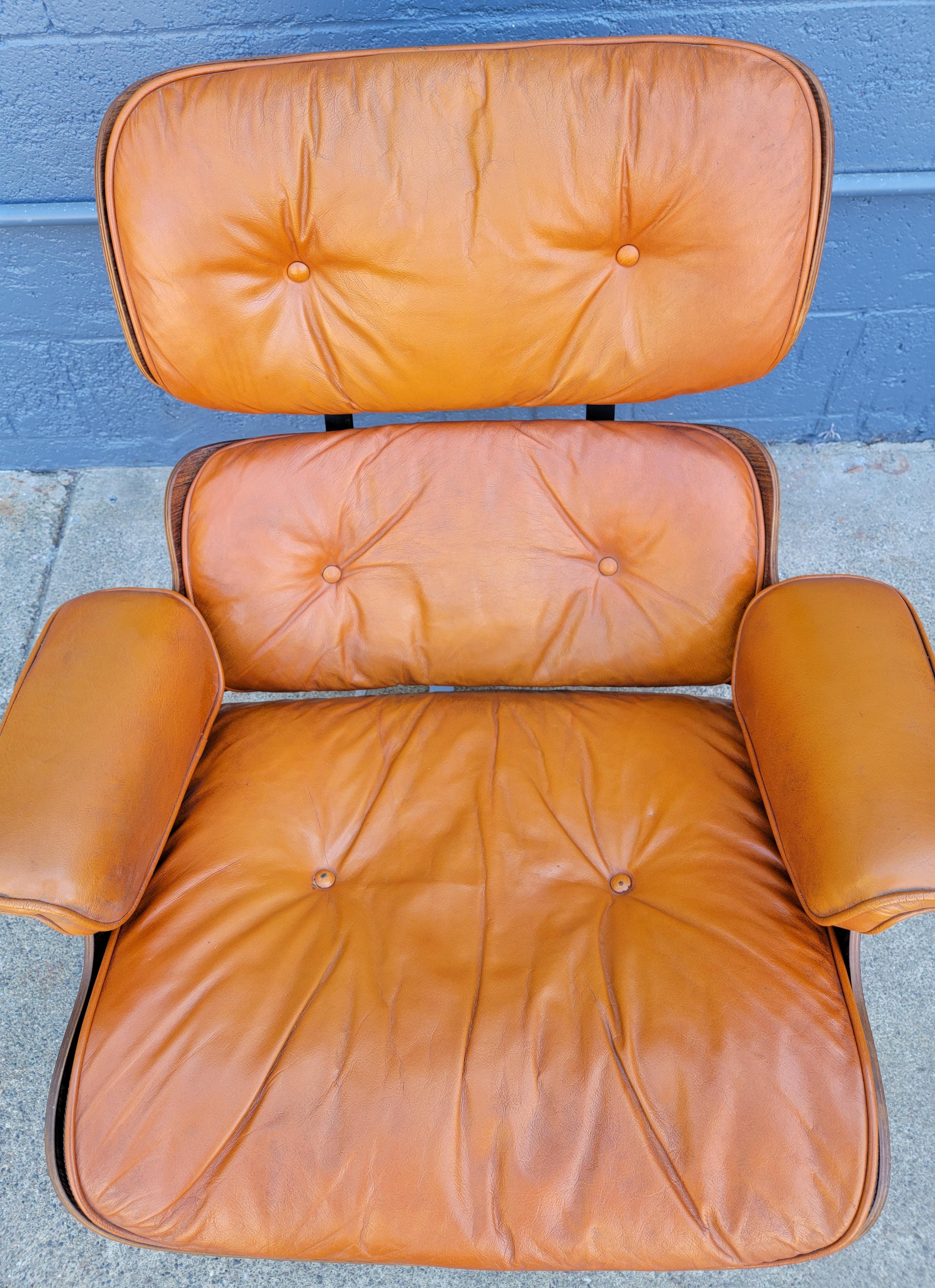 Early Eames 670 Lounge Chair 3