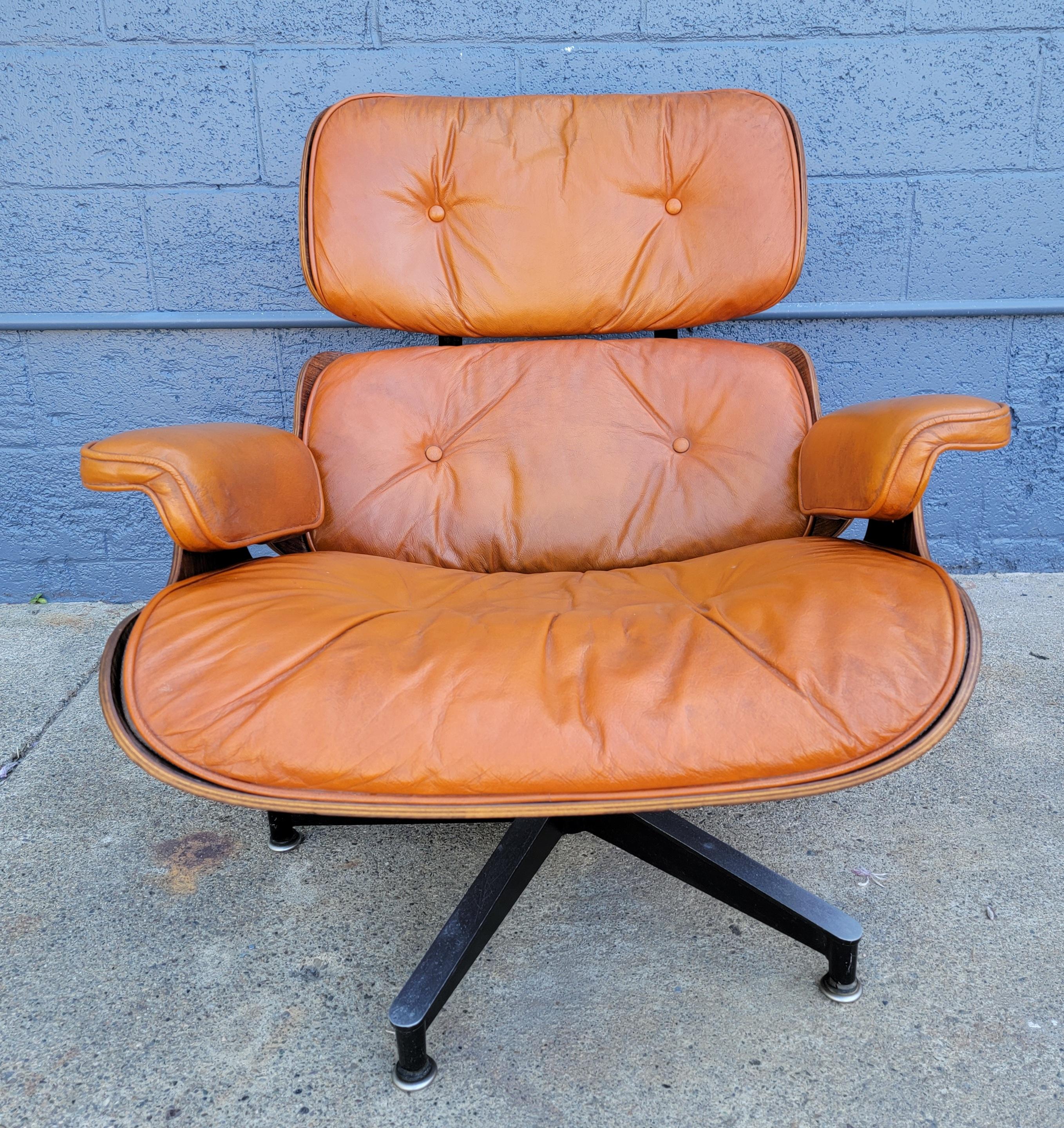 Early Eames 670 Lounge Chair 4