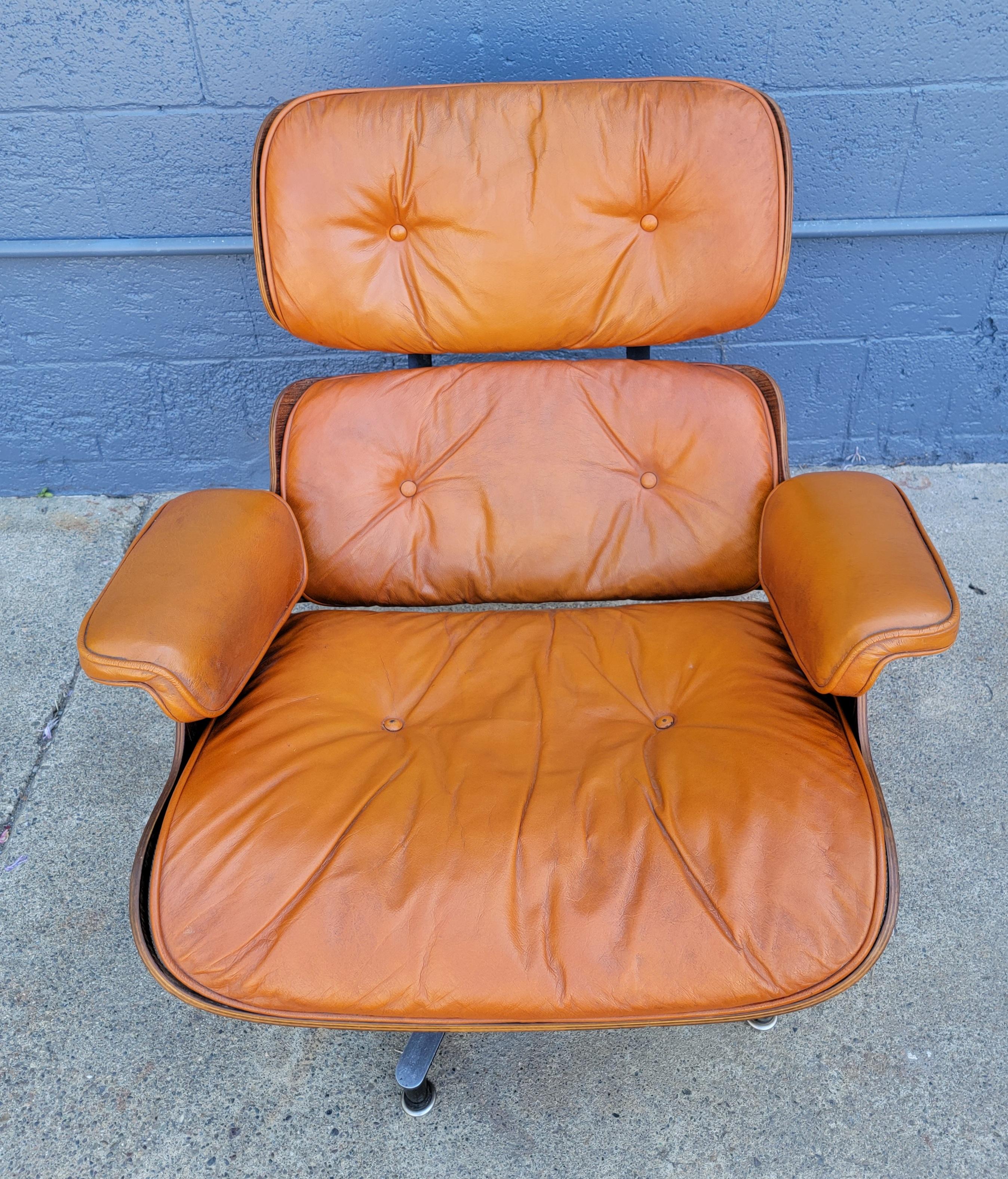 Early Eames 670 Lounge Chair In Good Condition In Fulton, CA