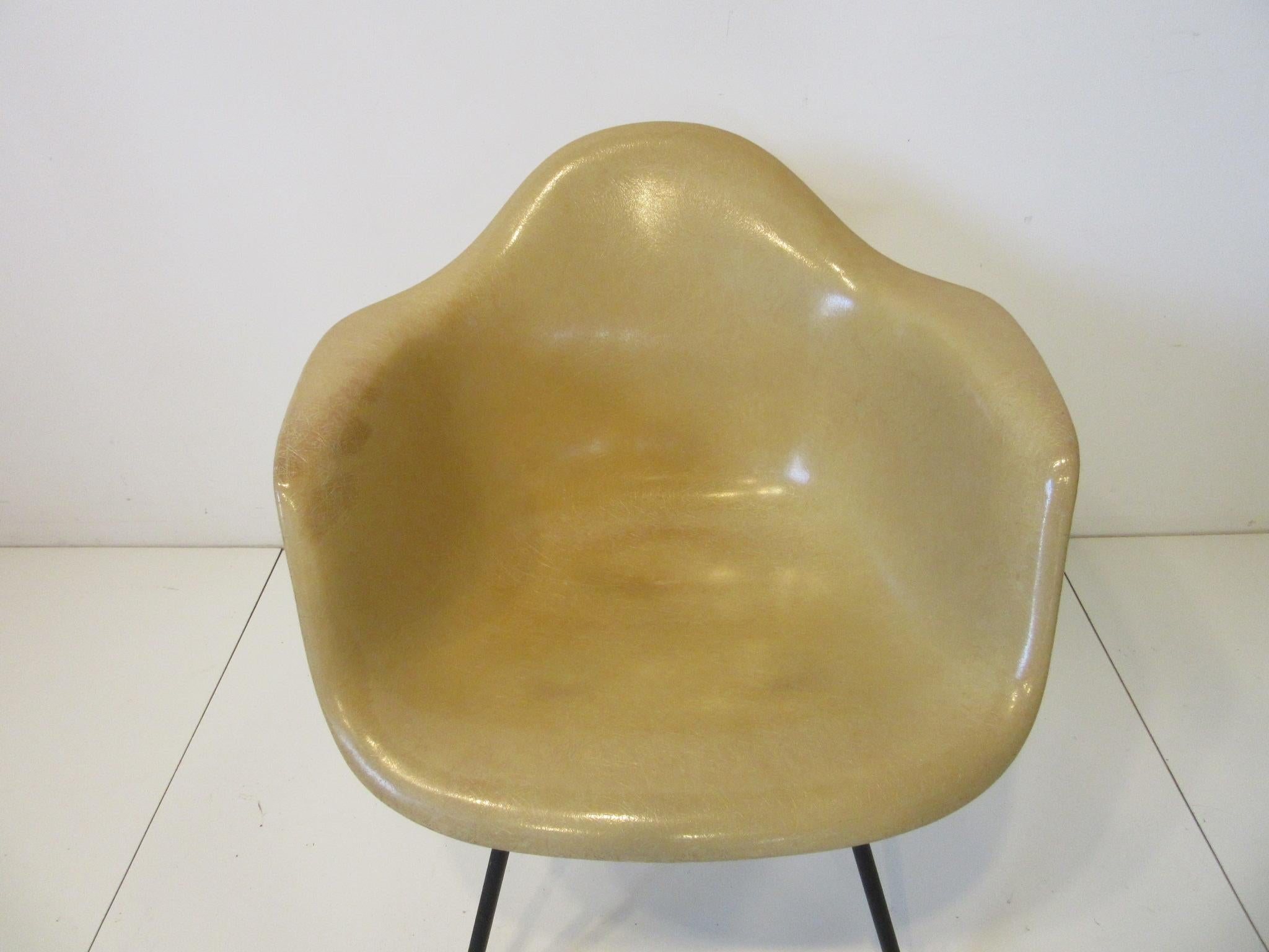 American Early Eames Armshell Lounge Height Chair by Herman Miller