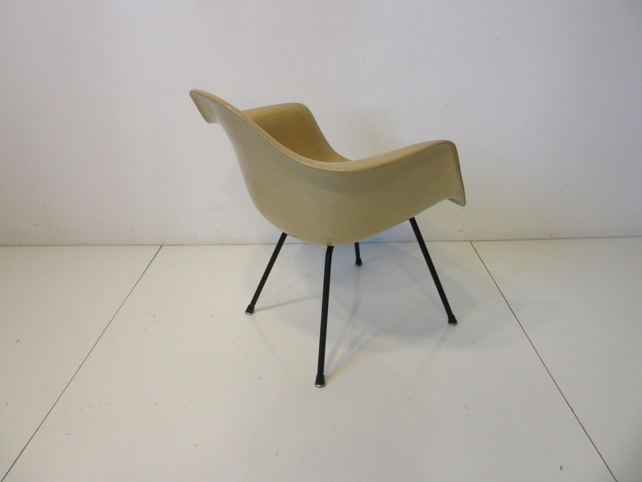 20th Century Early Eames Armshell Lounge Height Chair by Herman Miller
