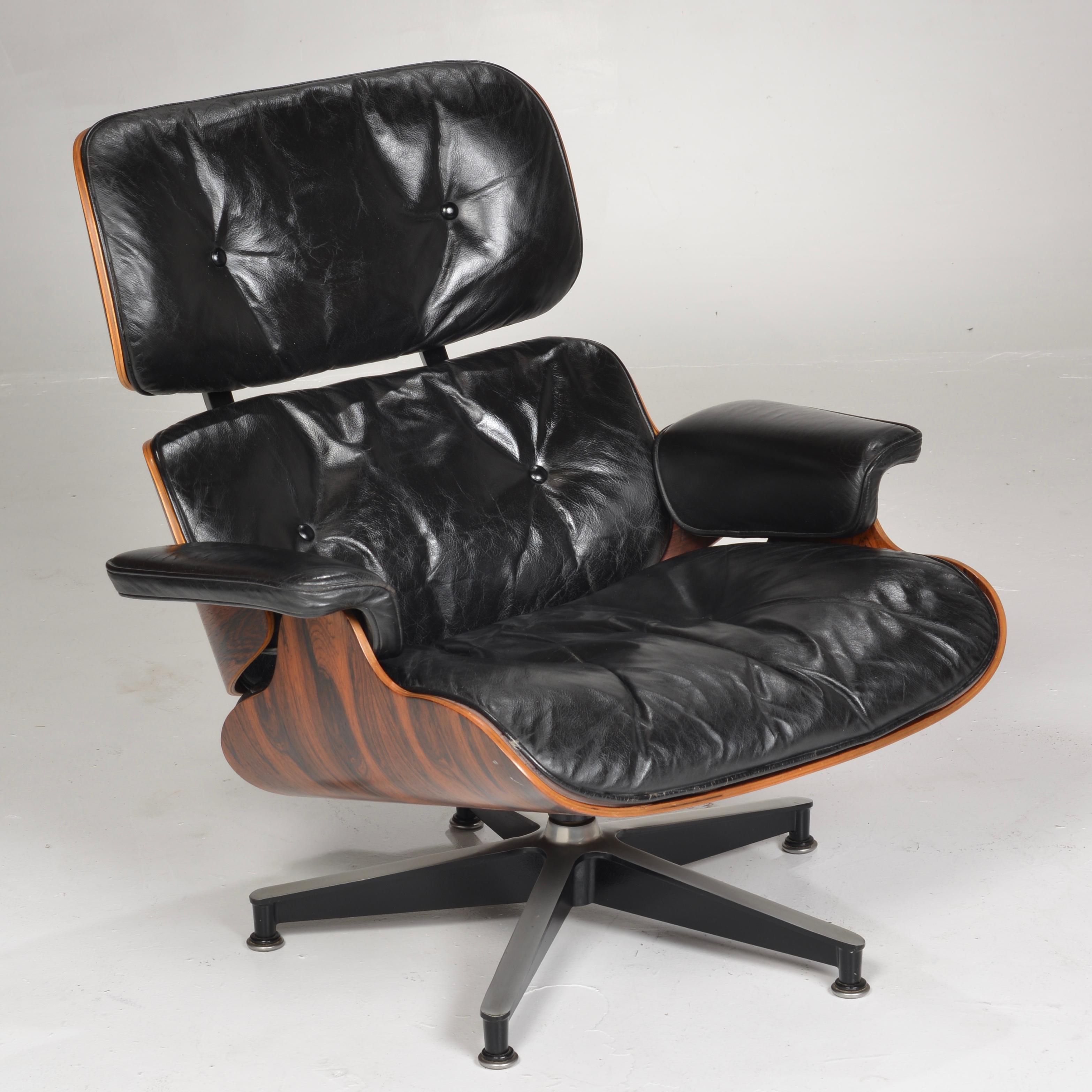 Early Eames Chair and Ottoman in Rosewood For Sale 2