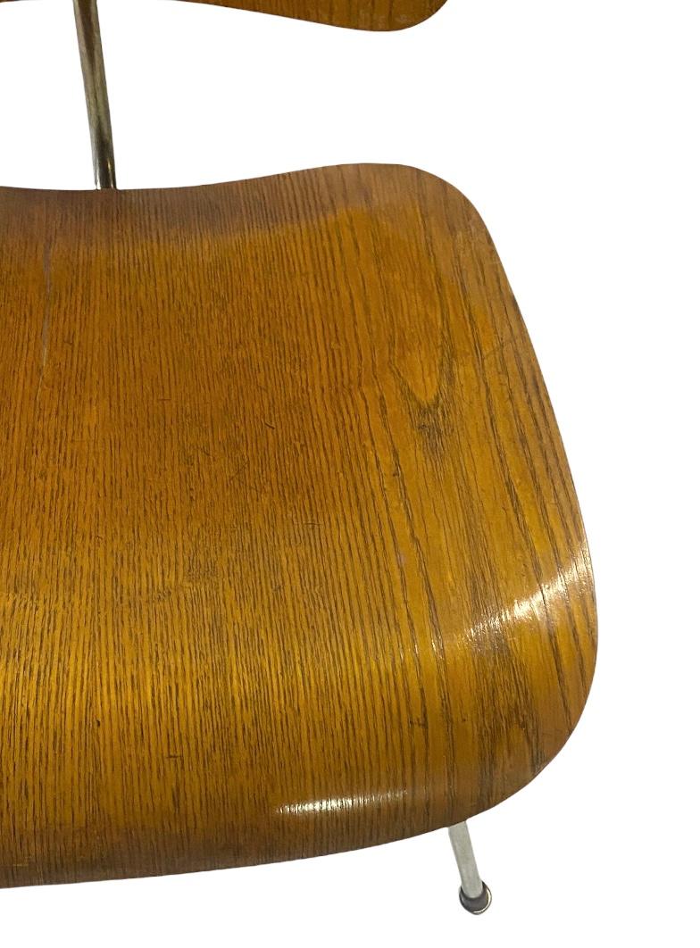 Early Eames Dcm by Evans Products, circa 1946/1947 In Good Condition In Brooklyn, NY