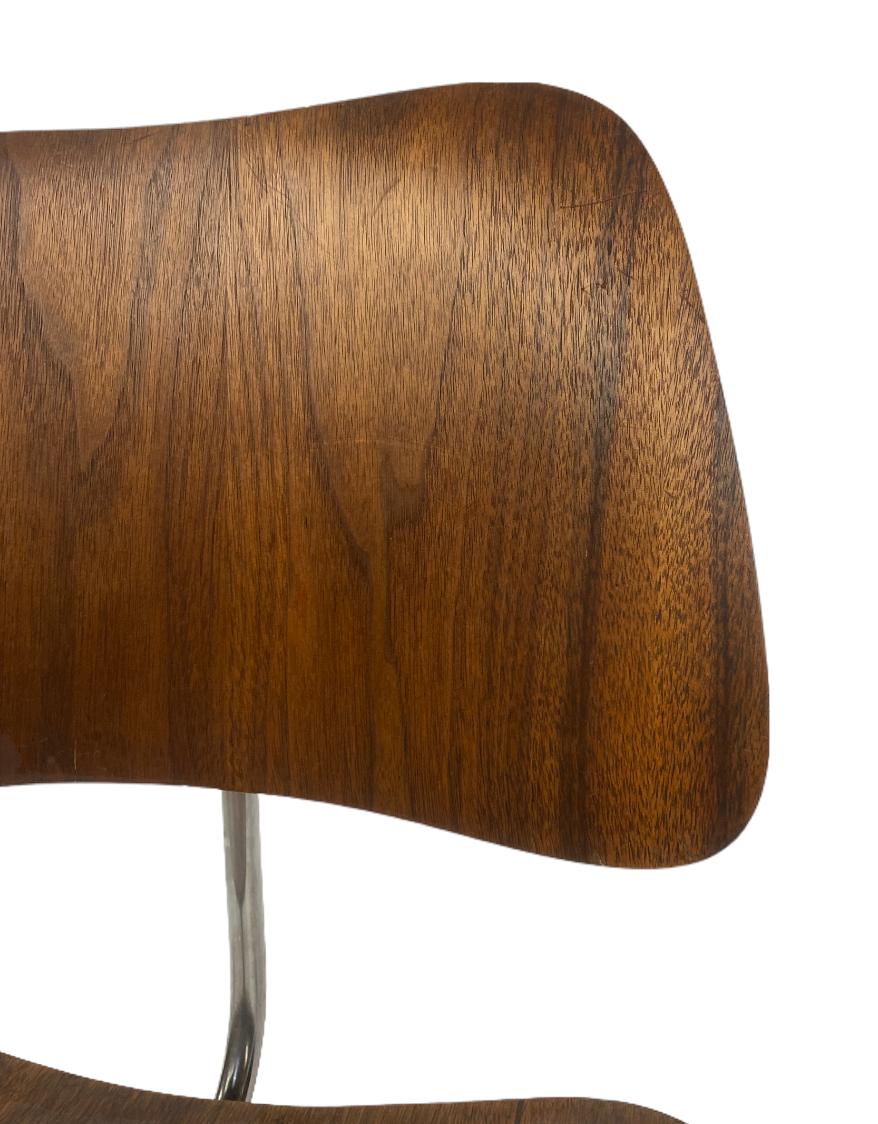 Early Eames DCM Dining Chair in Walnut by Evans Products 1