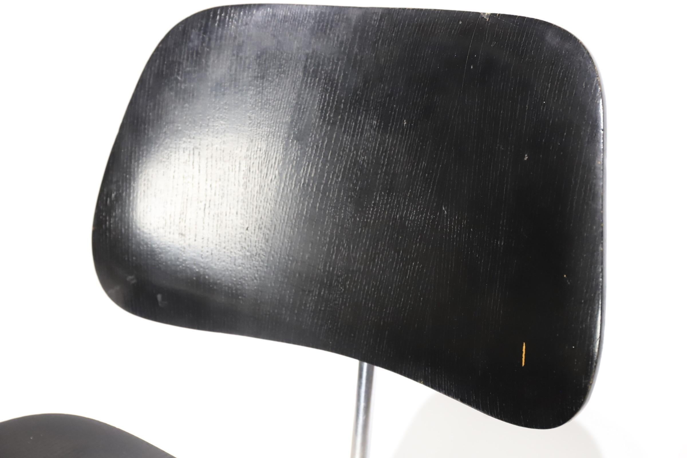 Early Eames DCM for Herman Miller 4