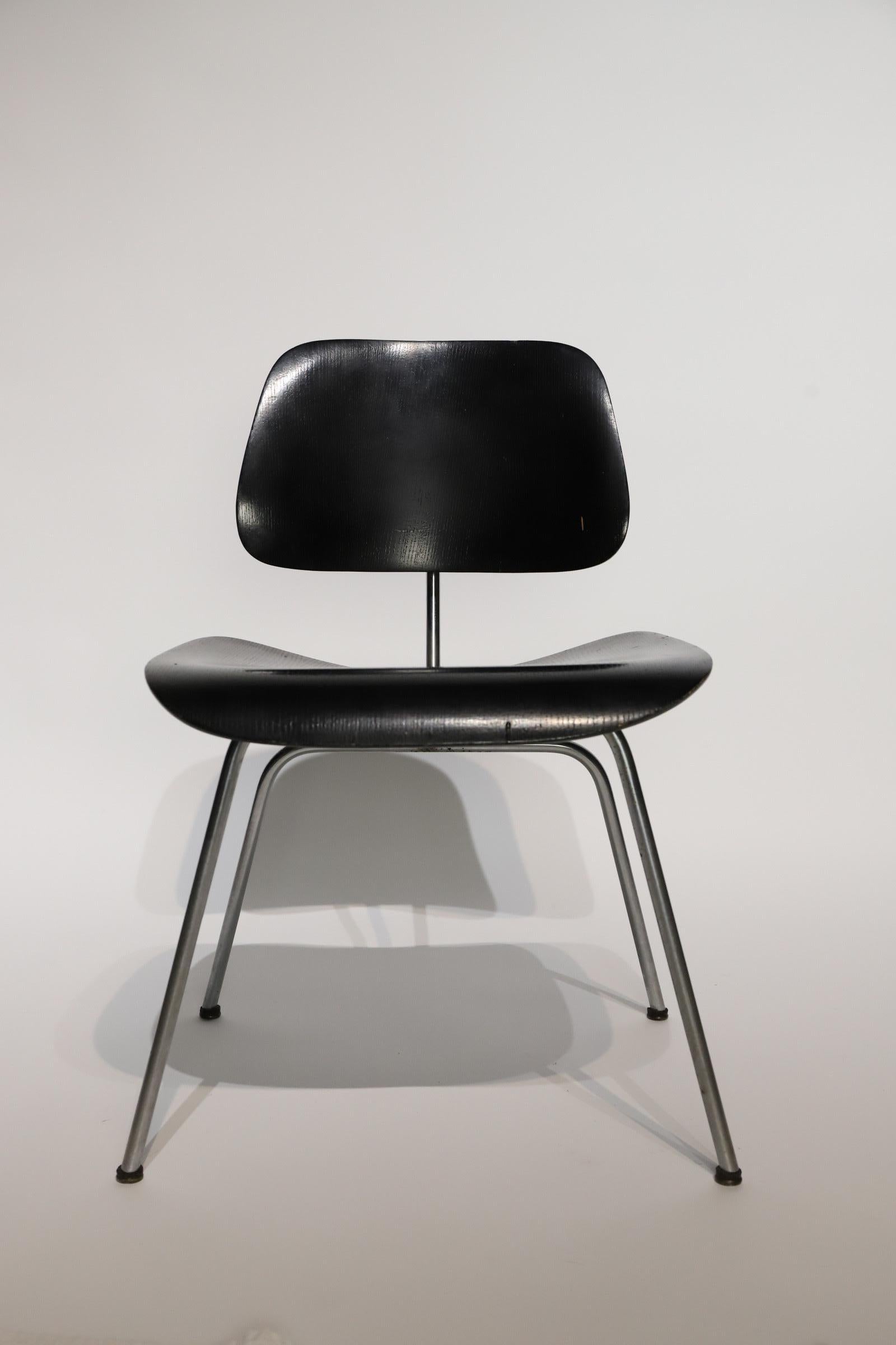 Early Eames DCM for Herman Miller 2